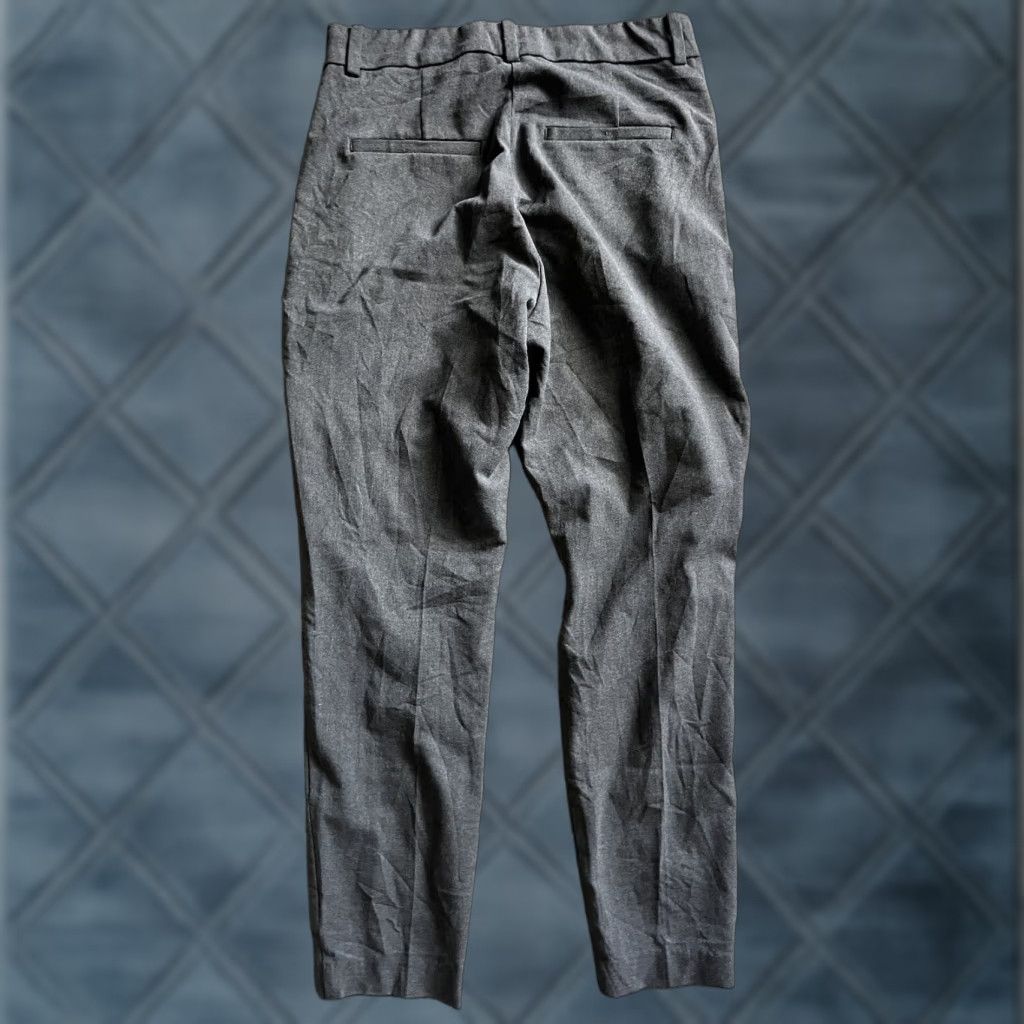 H&M H&M Womens Pants Chino Style Skinny Leg 10 Dark Gray Pocket Design Button Zipper Cotton Blend Regular Womens 29 In Inseam Size 32" / US 10 / IT 46 - 1 Thumbnail