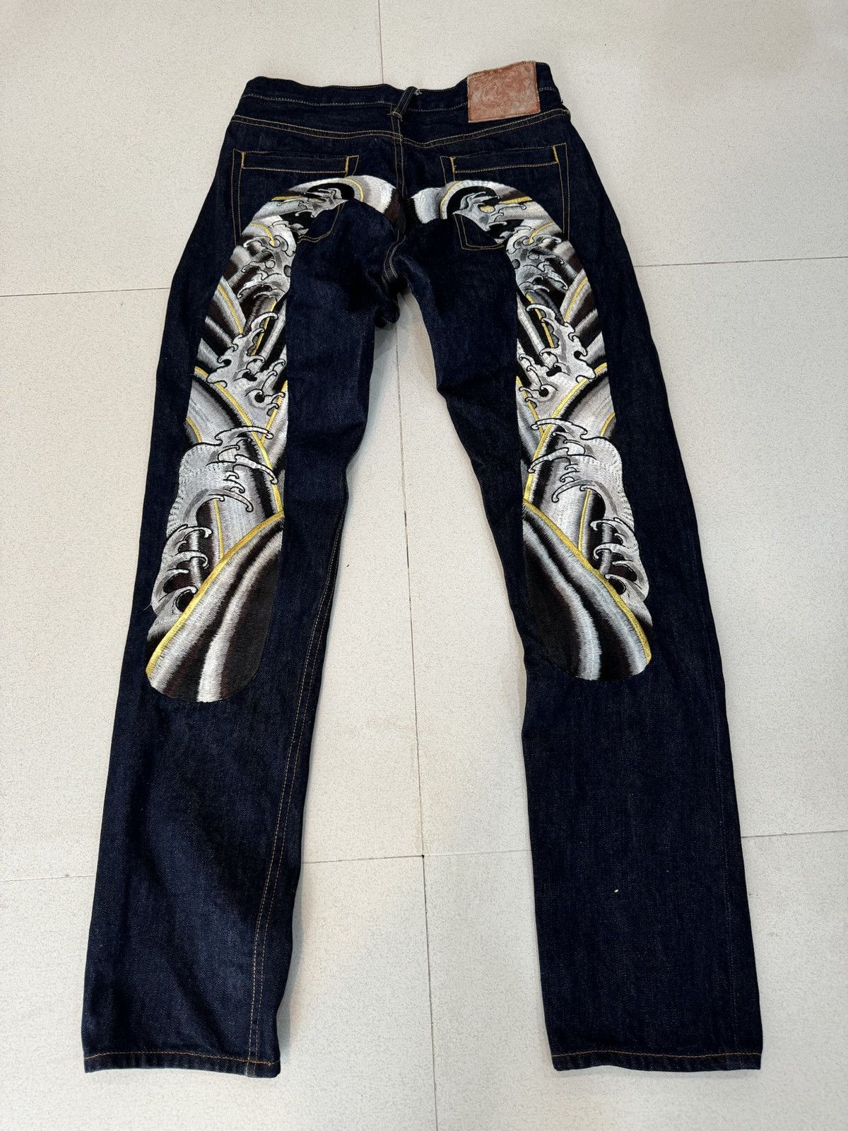 Evisu Evisu Waves Daicock Big Logo Size US 30 / EU 46 - 1 Thumbnail