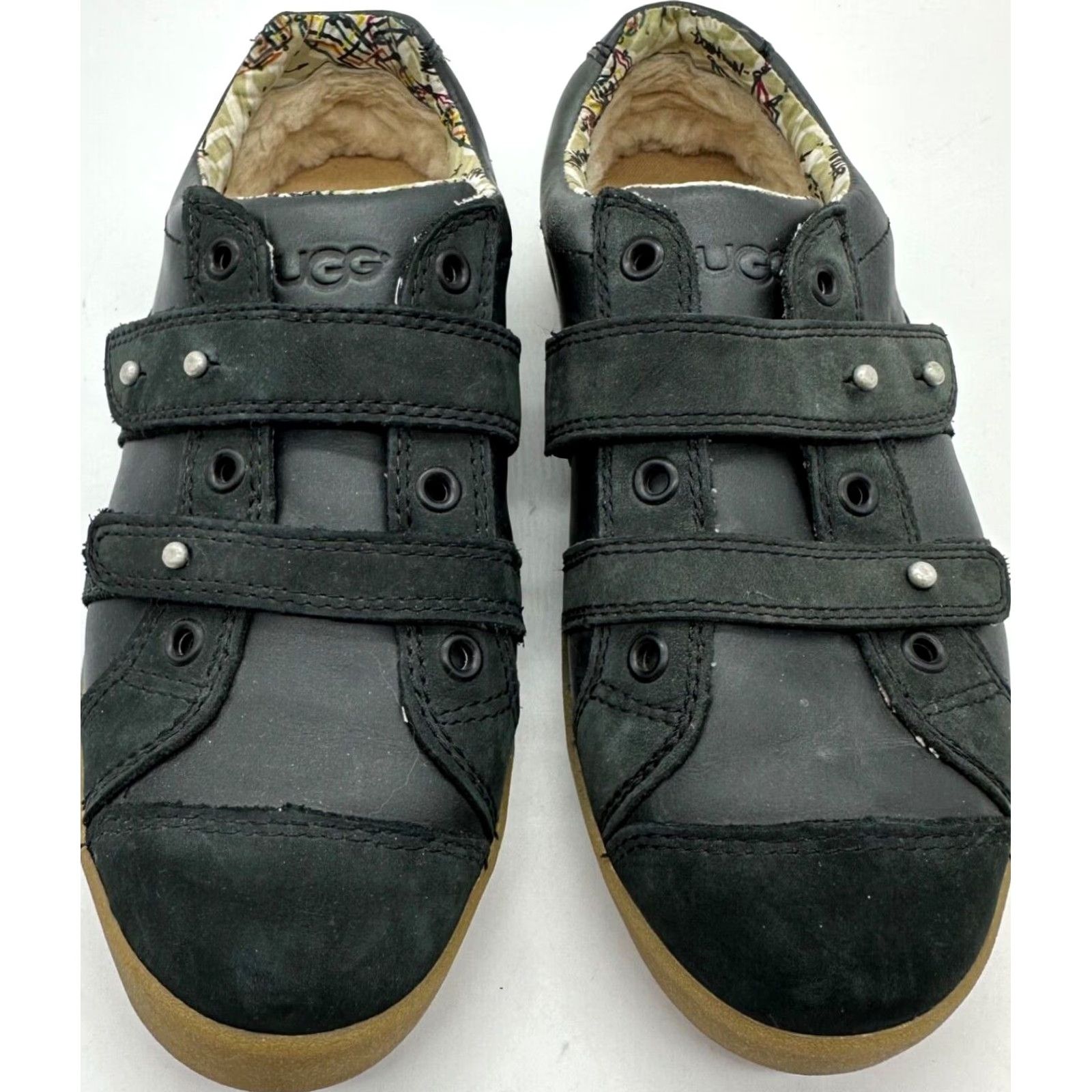 Ugg UGG Landry Black Leather Sneakers Women's Size 5 Hook & Loop Closure Sneakers Size US 5 / IT 35 - 2 Thumbnail