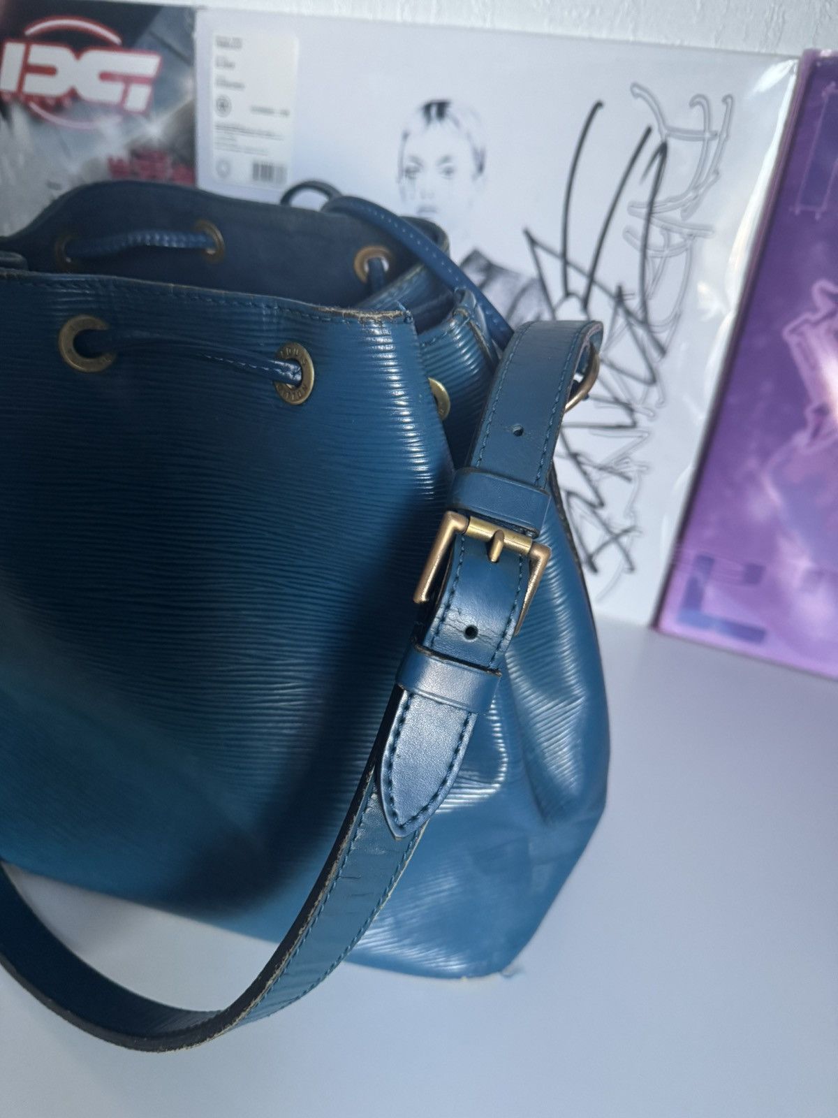 Louis Vuitton Louis Vuitton Noé leather crossbody bag luxury Designer Size ONE SIZE - 10 Thumbnail