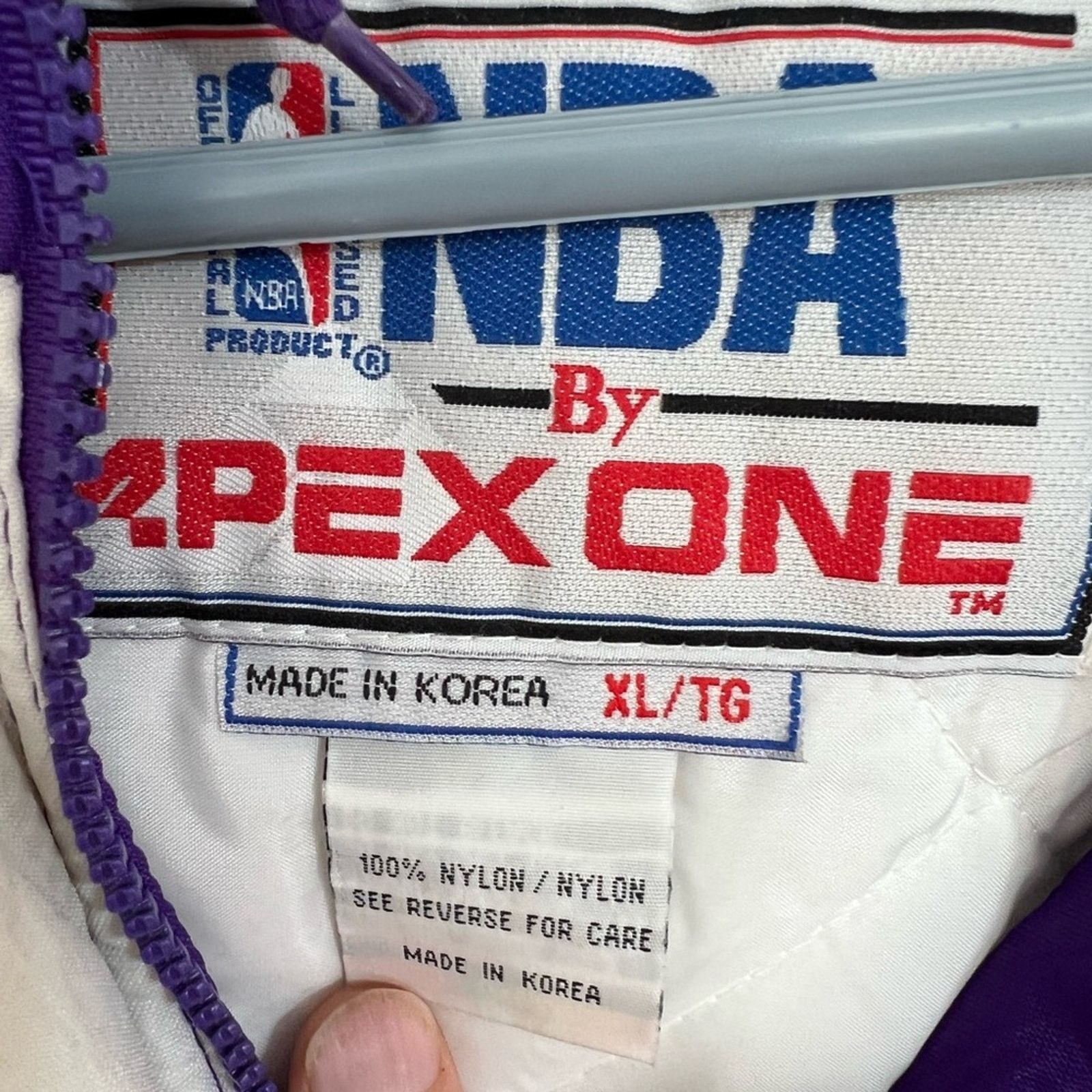 Apex One Vintage 90s Phoenix Suns Puffer Jacket Apex One SIGNED NICE Size US XL / EU 56 / 4 - 13 Thumbnail