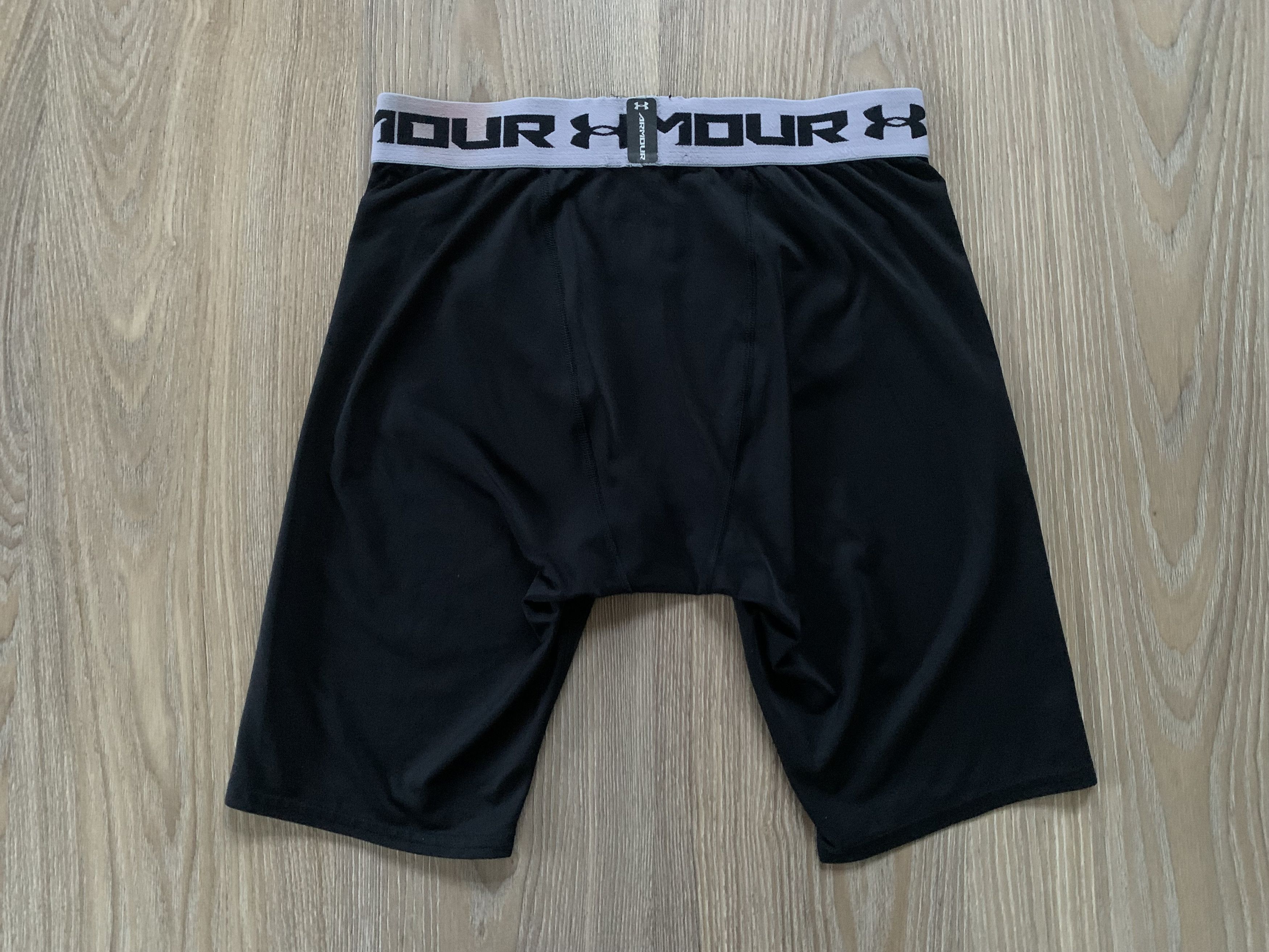 Under Armour Under Armour HeatGear Black Compression Shorts Size US 34 / EU 50 - 3 Thumbnail