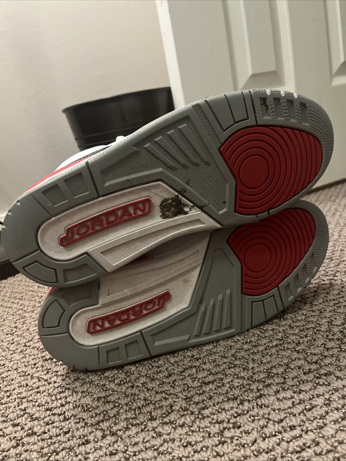 Jordan Brand × Nike Air Jordan 3 Retro ‘Fire Red’ Size US 9.5 / EU 42-43 - 2 Thumbnail