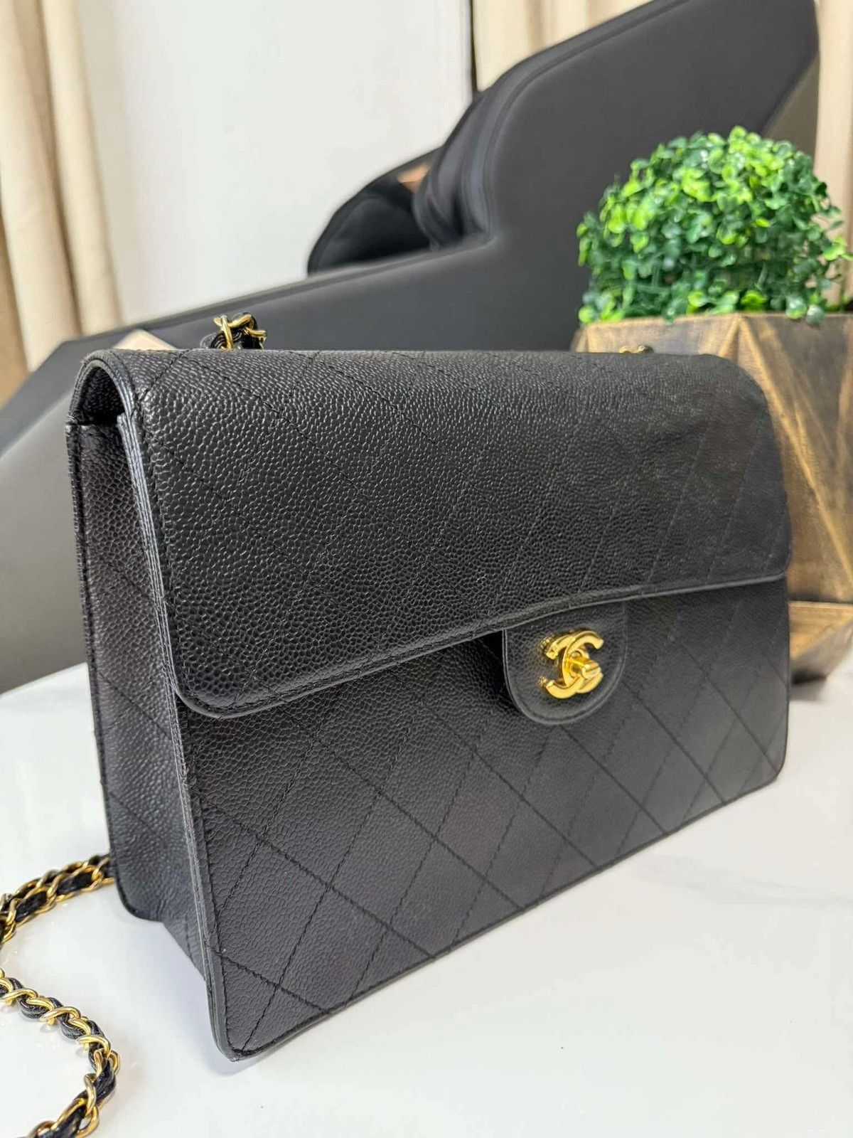 Chanel Chanel Vintage Flap Size ONE SIZE - 1 Thumbnail