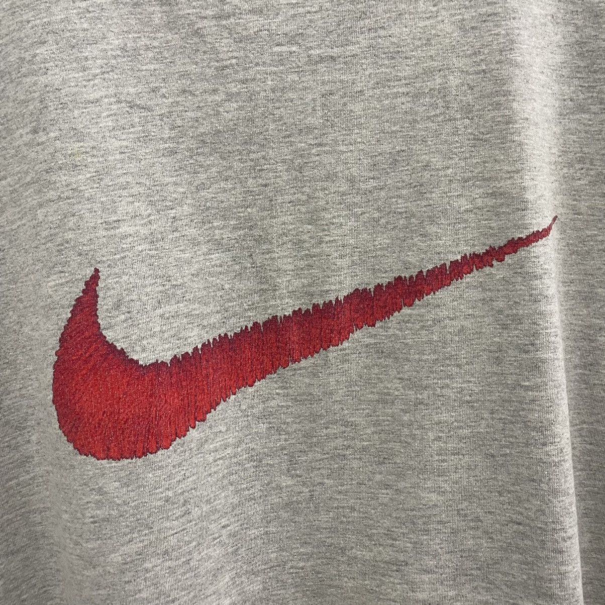 Nike × Vintage 🔥Vintage 90s Nike Big Swoosh Logo Streetwear Tee Size US XL / EU 56 / 4 - 4 Thumbnail
