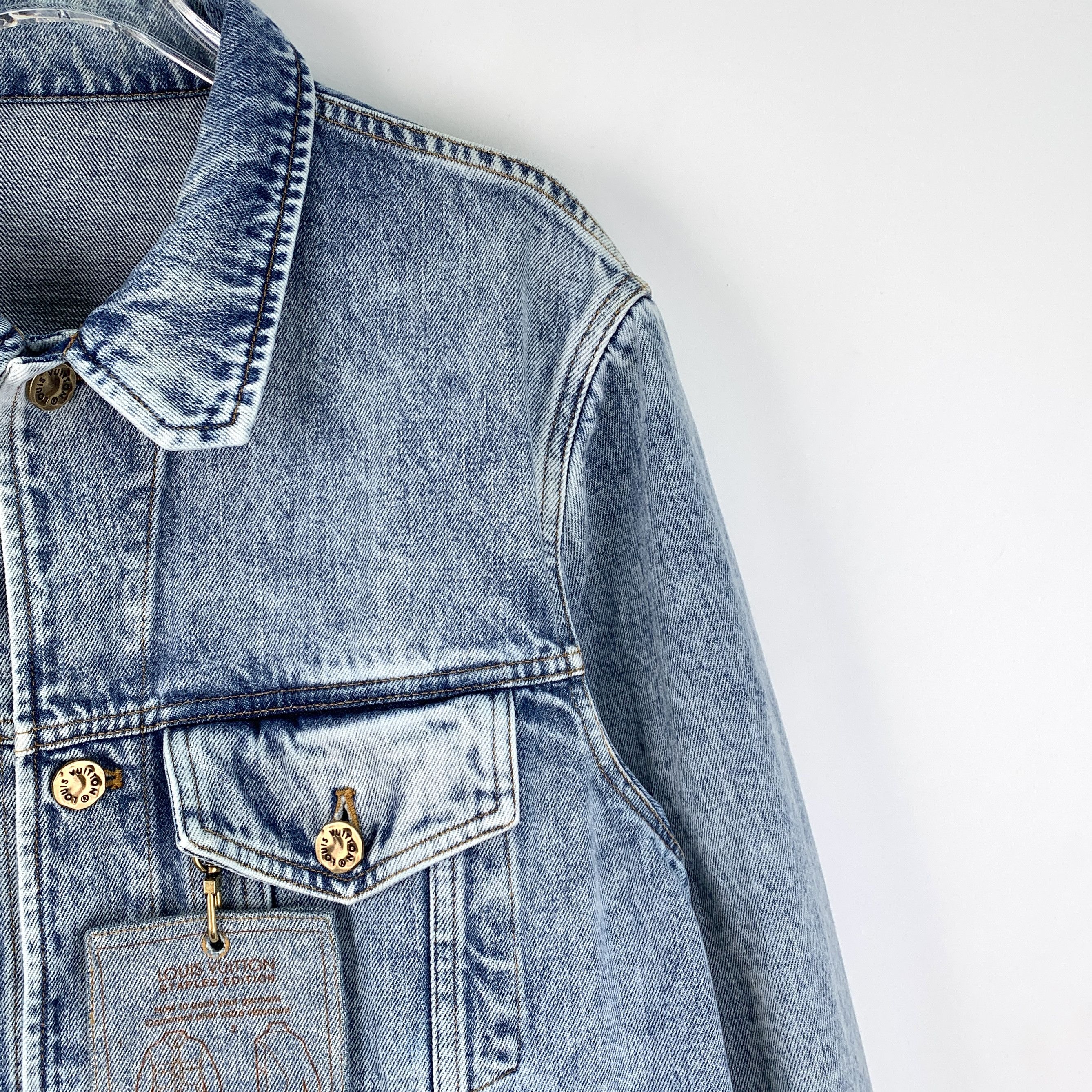 Louis Vuitton Louis Vuitton Washed Denim Jacket Blue 2024 (Size L) Size L / US 10 / IT 46 - 7 Thumbnail