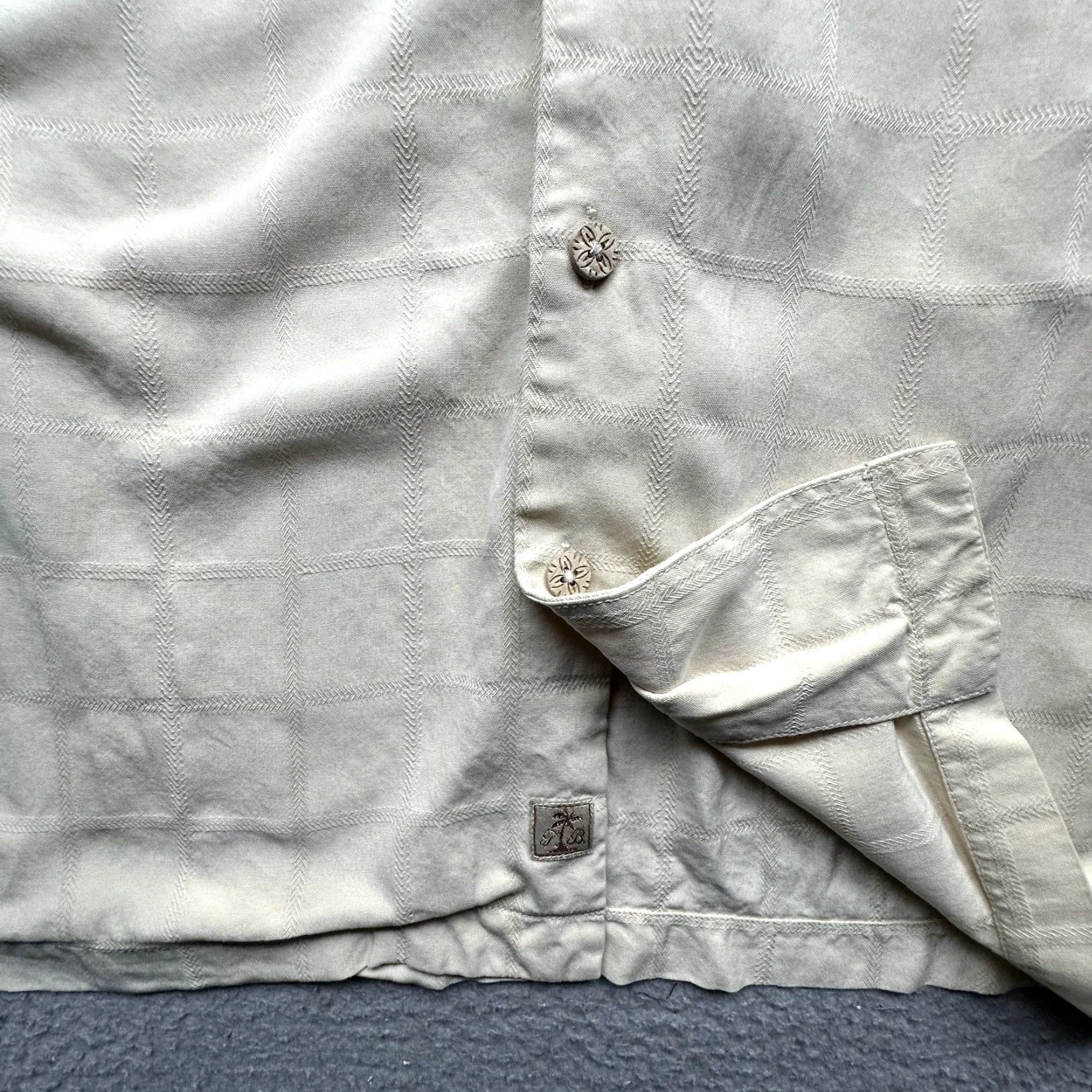 Tommy Bahama VINTAGE Tommy Bahama Shirt Men 2XLT Yellow Silk Textured Grid Short Sleeve Button-Up Collared Jacquard Hawaiian Travel Casual Mens Size US XXL / EU 58 / 5 - 7 Thumbnail