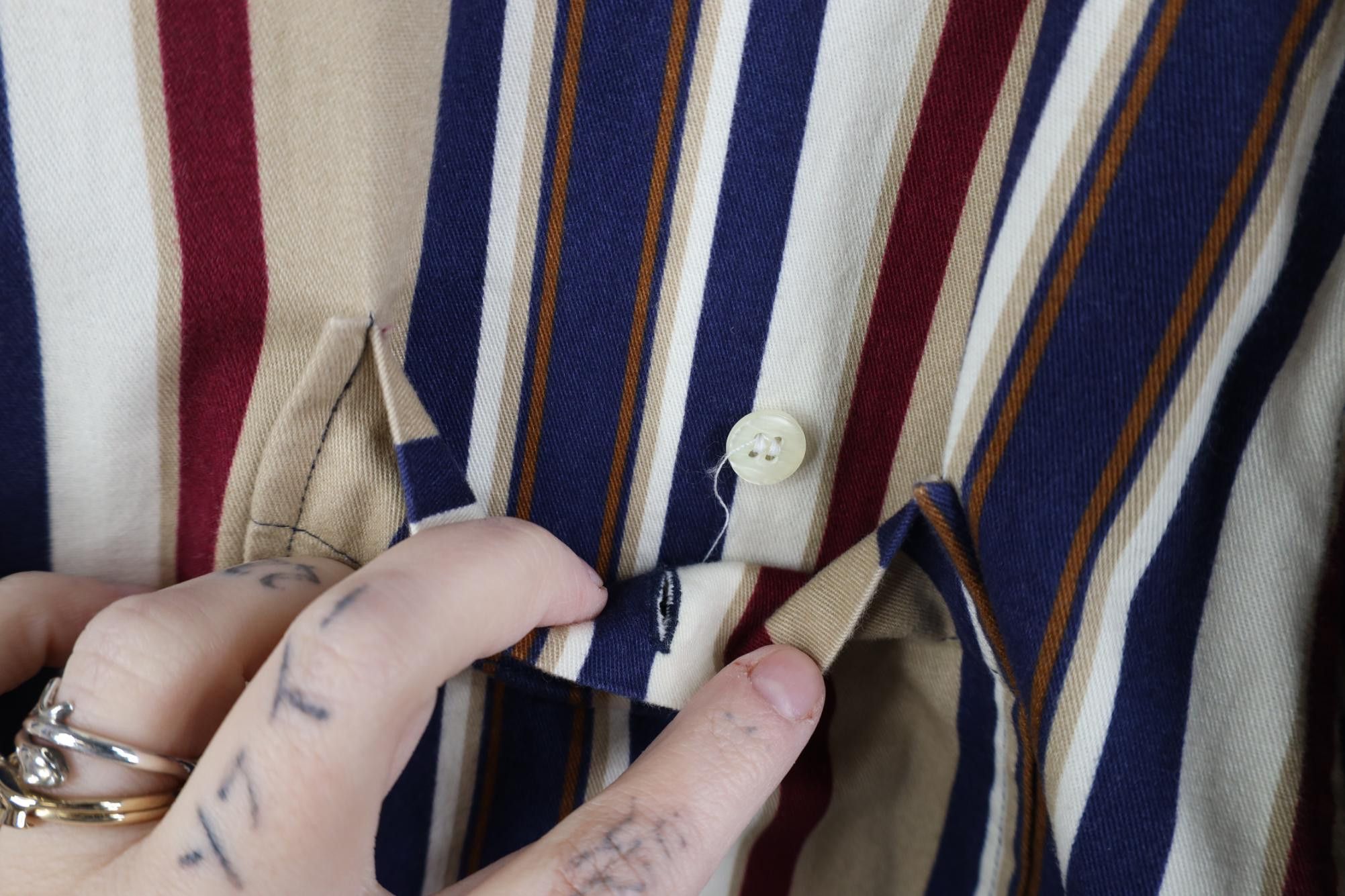 Vintage Vintage 90s Streetwear Block Collared Button Down Shirt Size US L / EU 52-54 / 3 - 6 Thumbnail