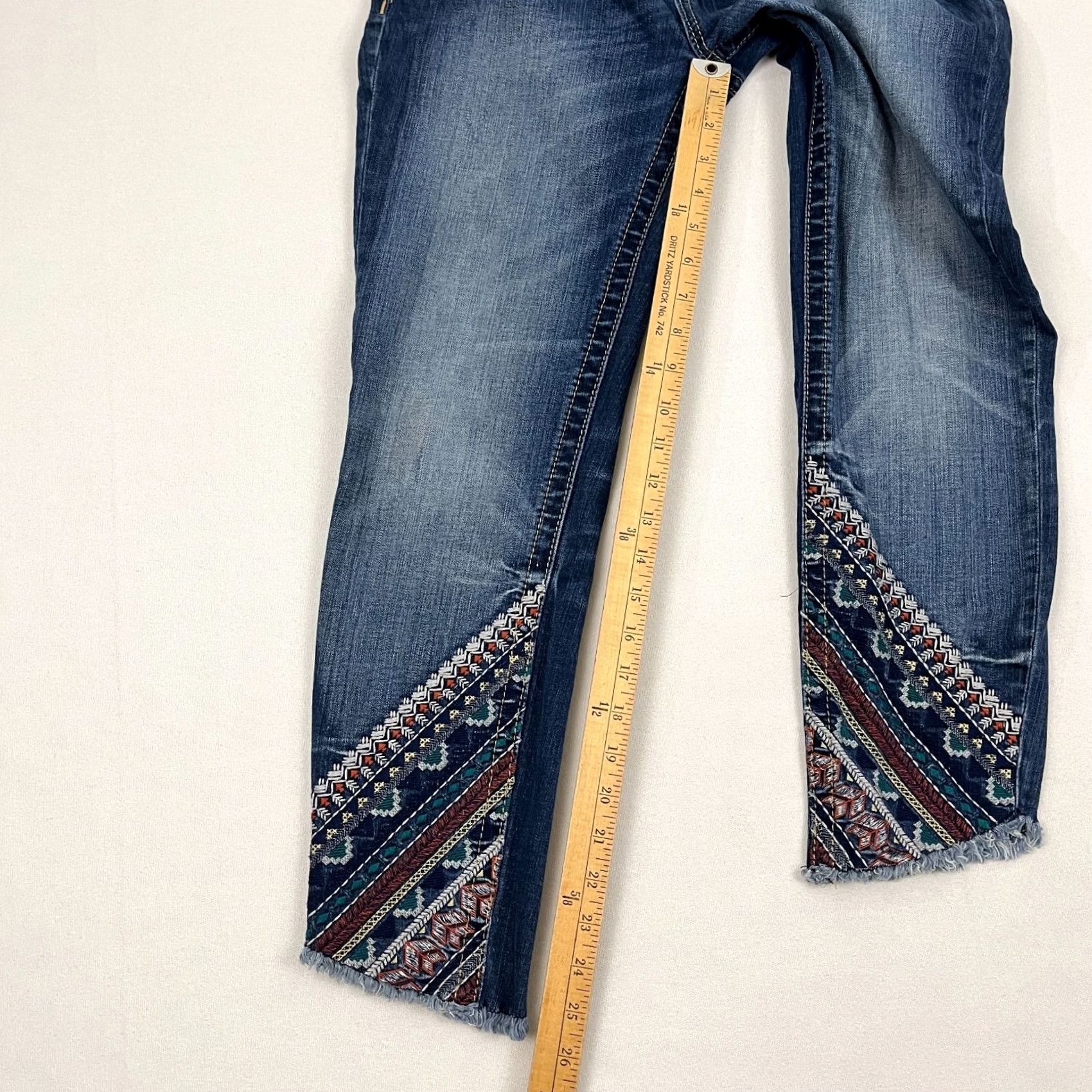 Miss Me Miss Me Womens 28 W28 I26 Ankle Skinny Blue Denim Jeans Inset Embroidered Ankle Size 28" / US 6 / IT 42 - 6 Thumbnail