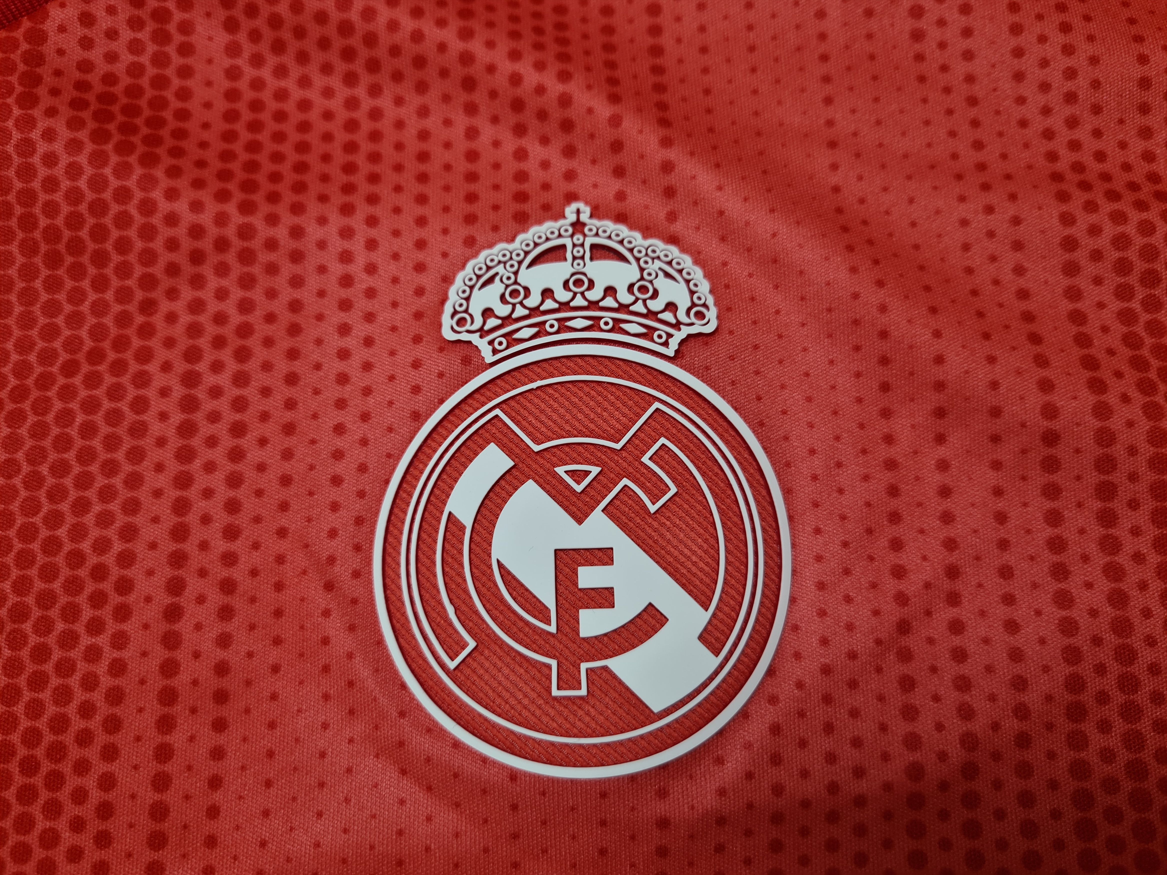 Adidas REAL MADRID 2018 2019 THIRD FOOTBALL SHIRT SOCCER JERSEY Size US XL / EU 56 / 4 - 4 Thumbnail