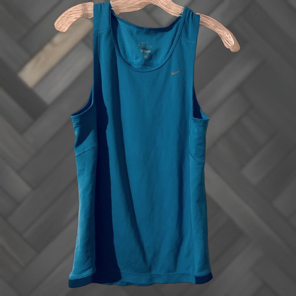 Nike Nike Miler Tank Women's Medium Blue 519694 Running Fitness Activewear Moisture Wicking Lightweight Breathable Sleeveless Tank Top Nike Miler Size M / US 6-8 / IT 42-44 - 1 Thumbnail