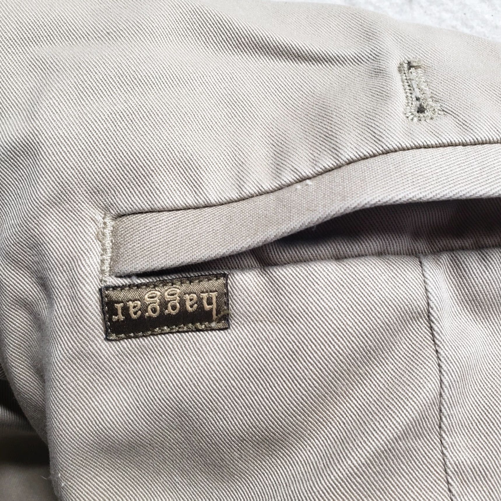 Haggar Haggar Beige Tan Dress Pants Pleated Front Adult Men's Size 36 x 32 Regular Inseam 32 in Pockets Size US 36 / EU 52 - 4 Thumbnail
