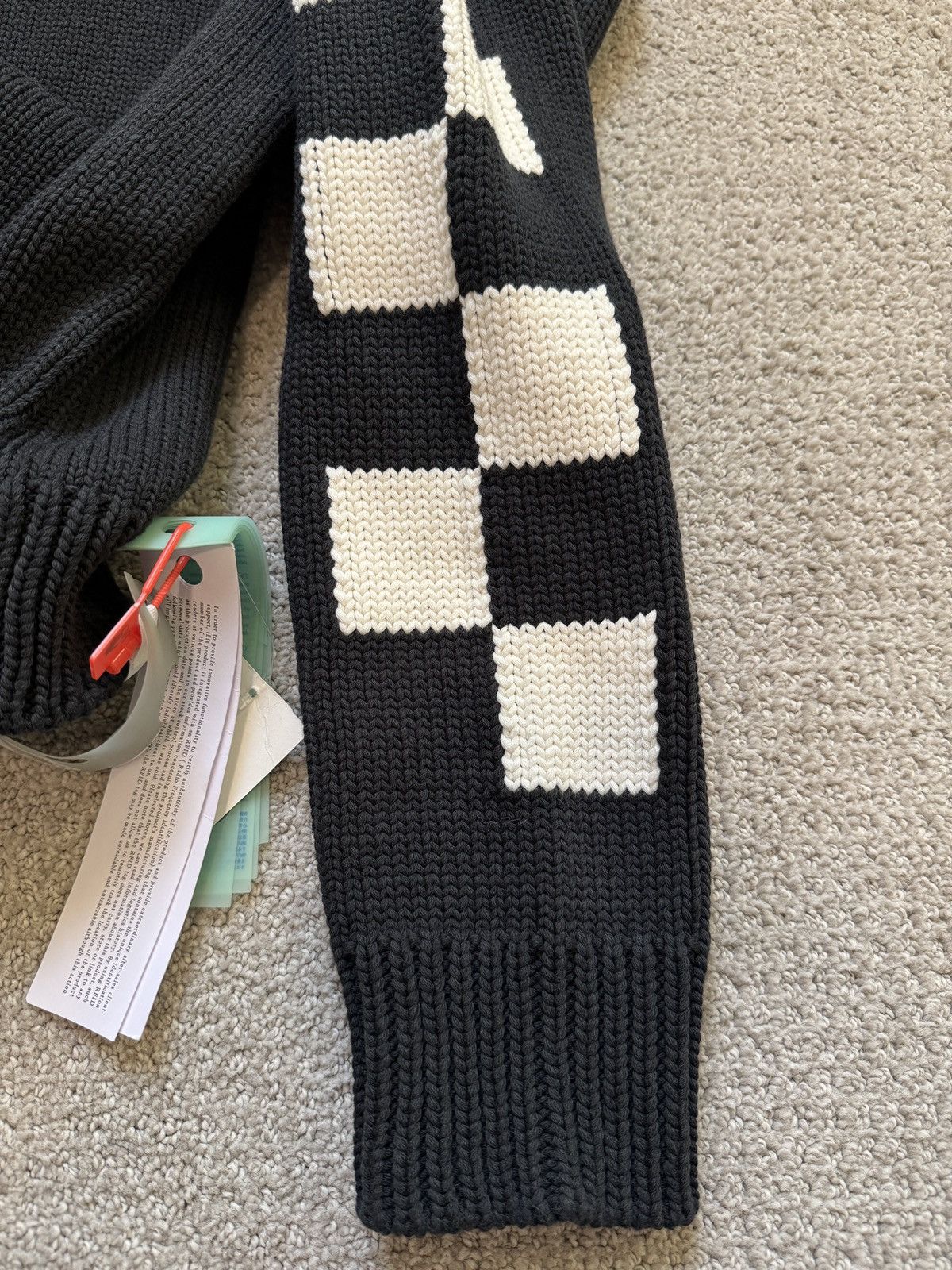 Off-White Off-White™ Big Check Chunky Knit Sweater Size US L / EU 52-54 / 3 - 8 Thumbnail