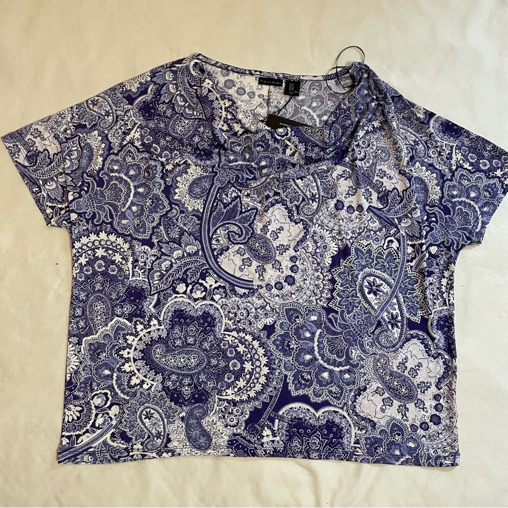 Elie Tahari NWT New Tahari Blue Paisley Short Sleeve Top Size 1X Size XL / US 12-14 / IT 48-50 - 5 Thumbnail