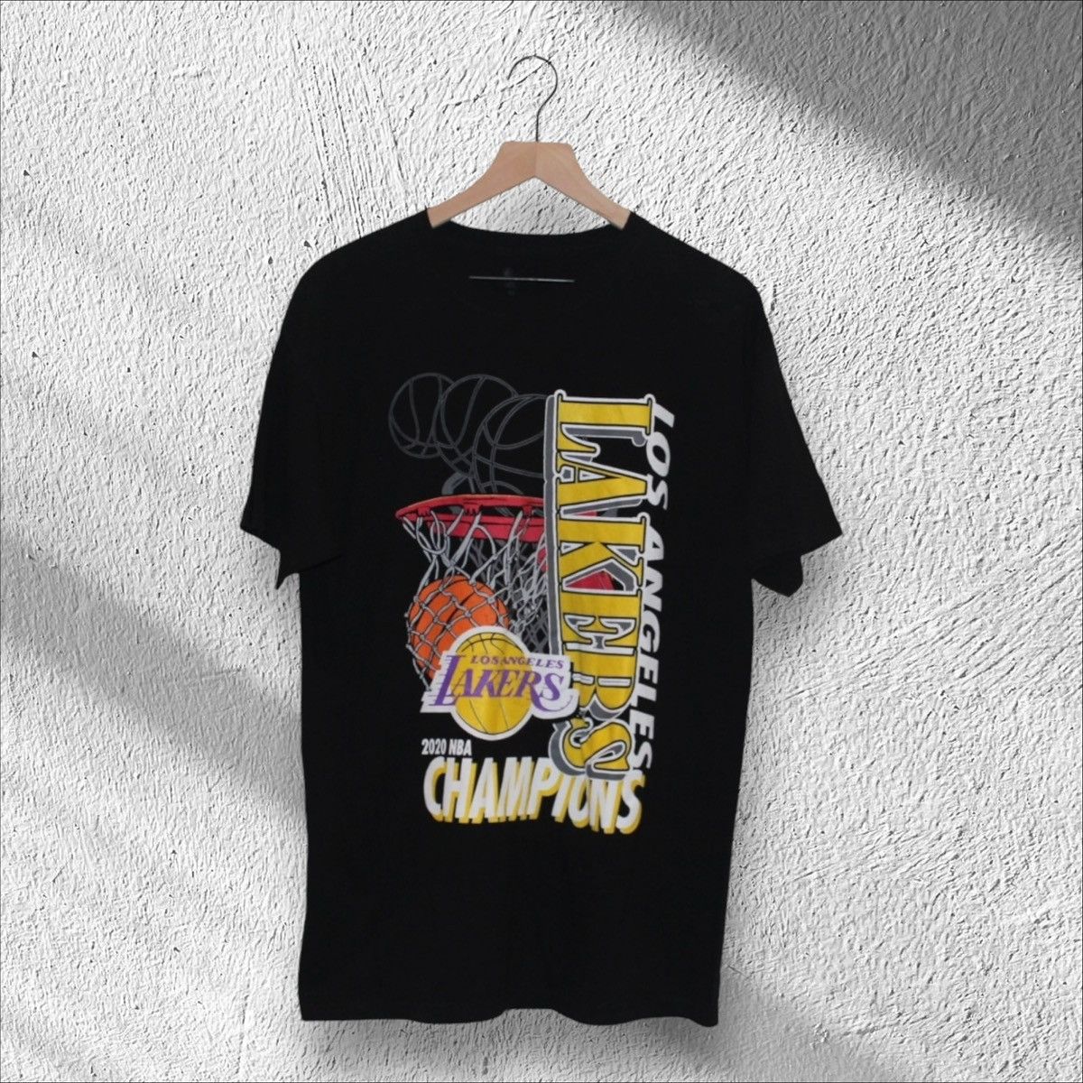 NBA Los Angeles Lakers 2020 NBA World Champions Shirt Large Size US L / EU 52-54 / 3 - 1 Thumbnail