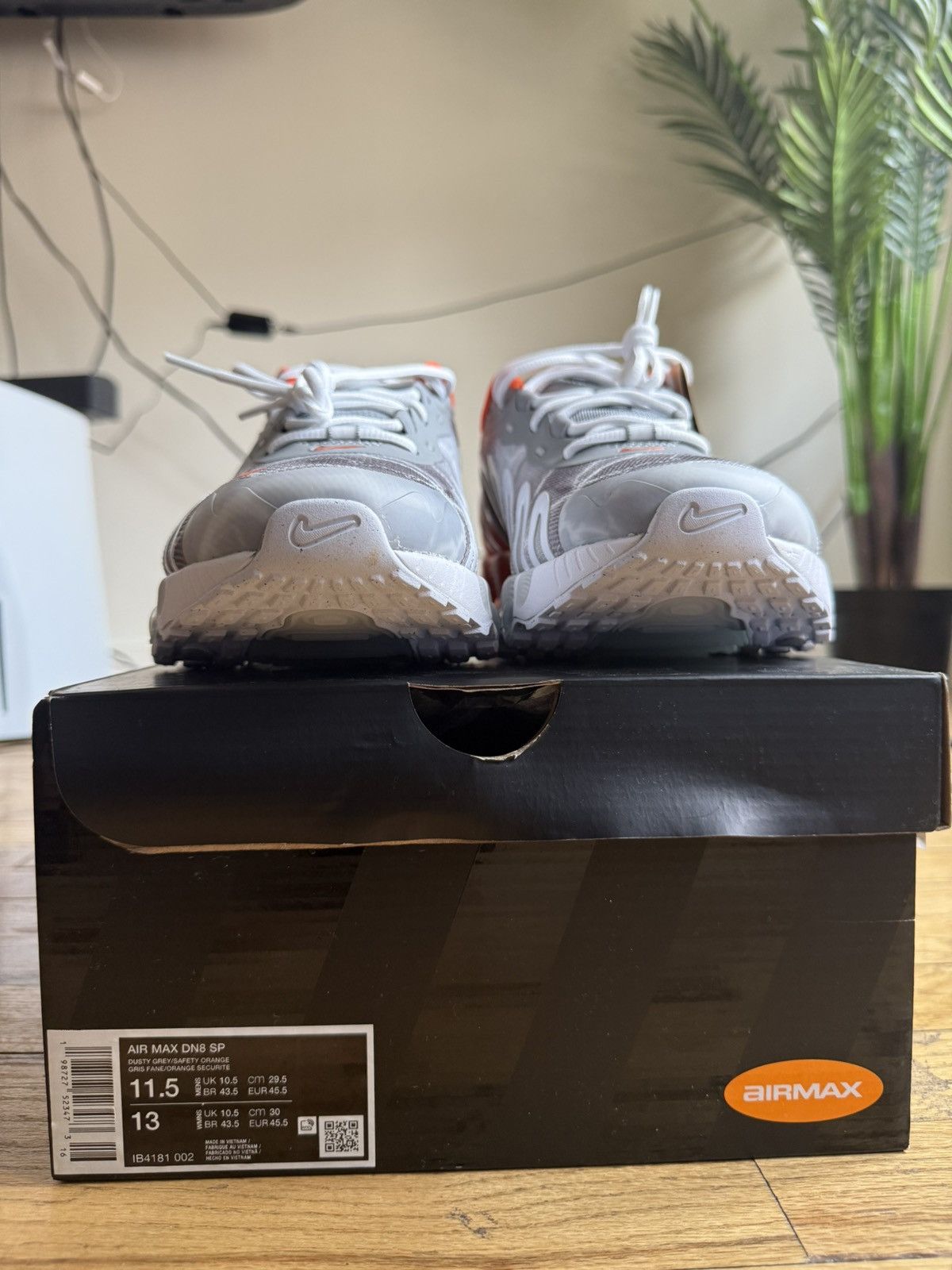 Palace Air Max DN8 SP (2025) Size US 11.5 / EU 44-45 - 4 Thumbnail