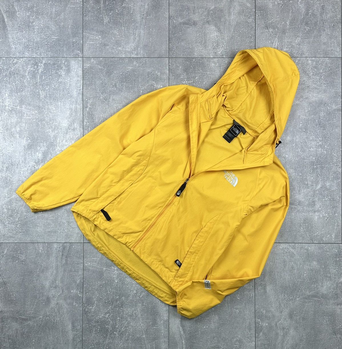 The North Face Mens The North Face Outdoor Yellow Light Jacket Size US XS / EU 42 / 0 - 6 Thumbnail