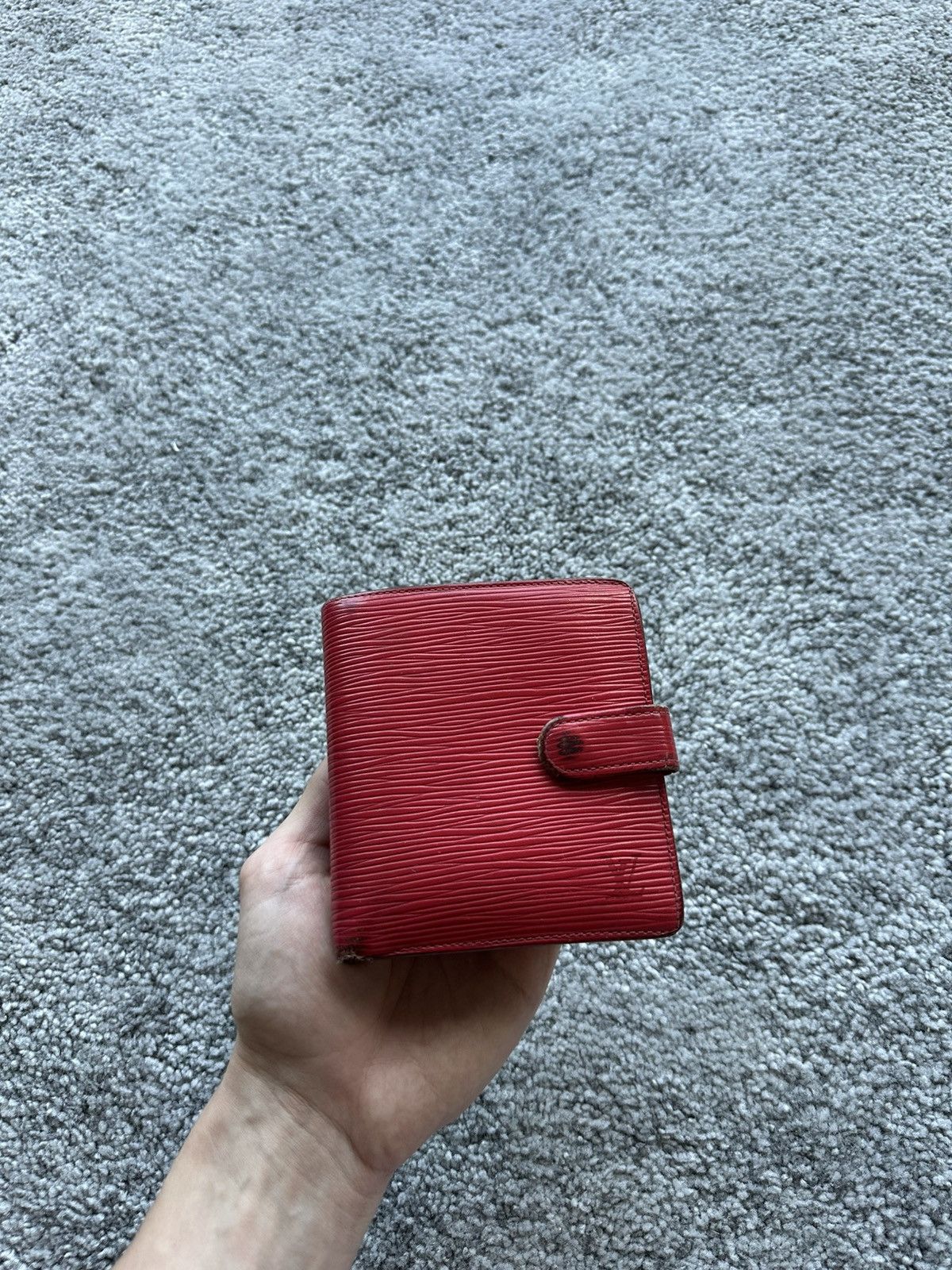 Louis Vuitton Louis Vuitton Epi Bifold Wallet Size ONE SIZE - 1 Thumbnail