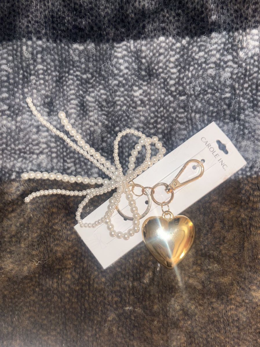 Other Heart and pearl purse charm Size ONE SIZE - 1 Thumbnail