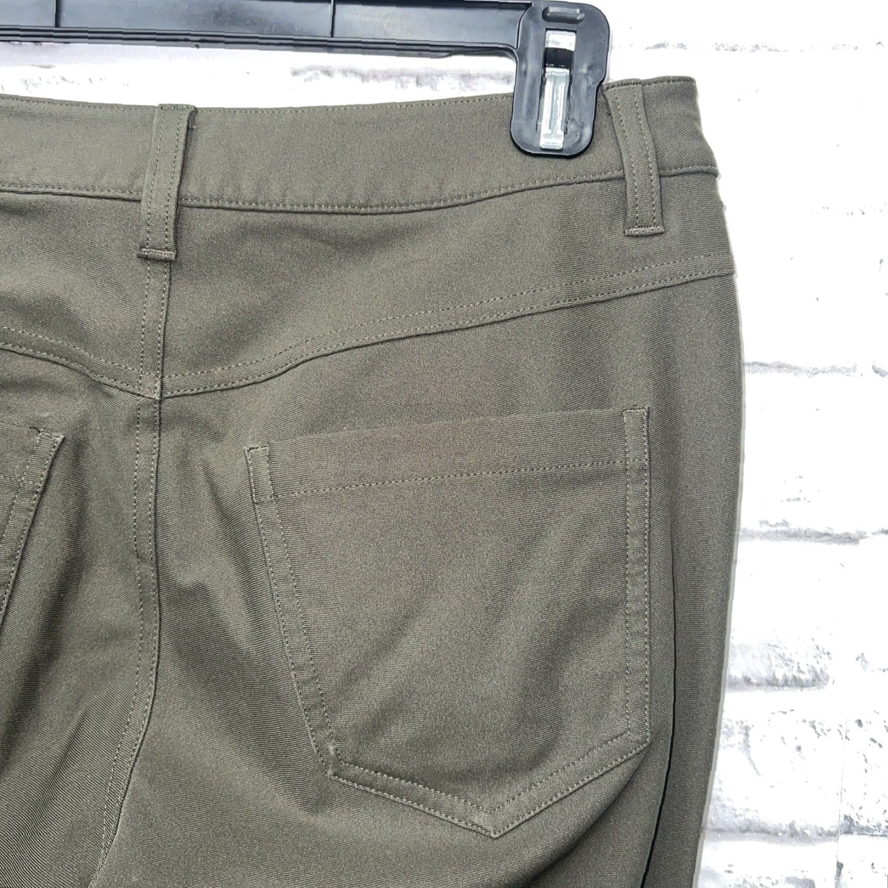 Lululemon Lululemon Athletica Pants Womens 28 33" Inseam Green Activewear Compression Size 28" / US 6 / IT 42 - 3 Thumbnail