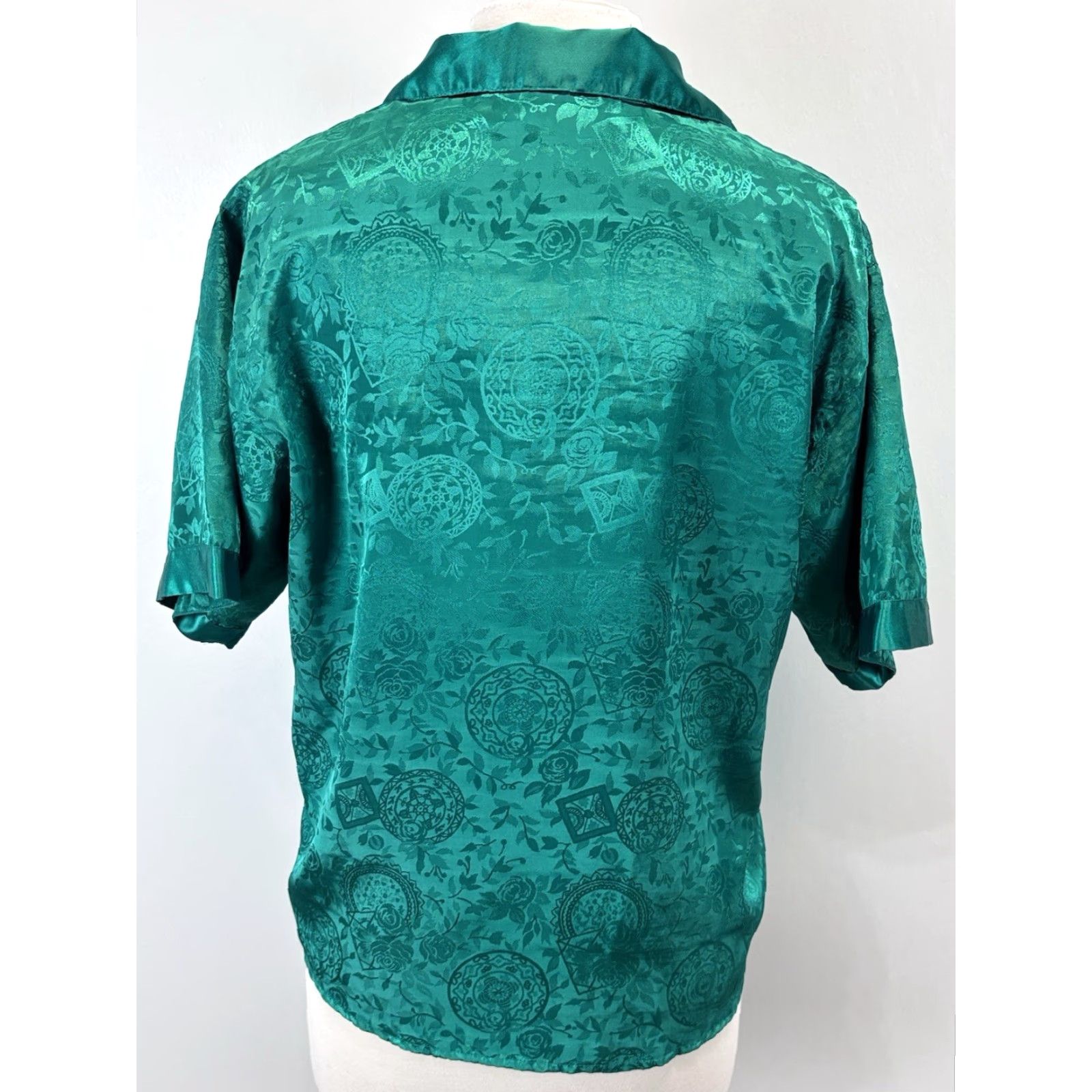 Victoria's Secret Vtg Victoria's Secret 2 Pc Pajamas Size Small Emerald Green Satin Gold Label Embossed Size ONE SIZE - 4 Thumbnail