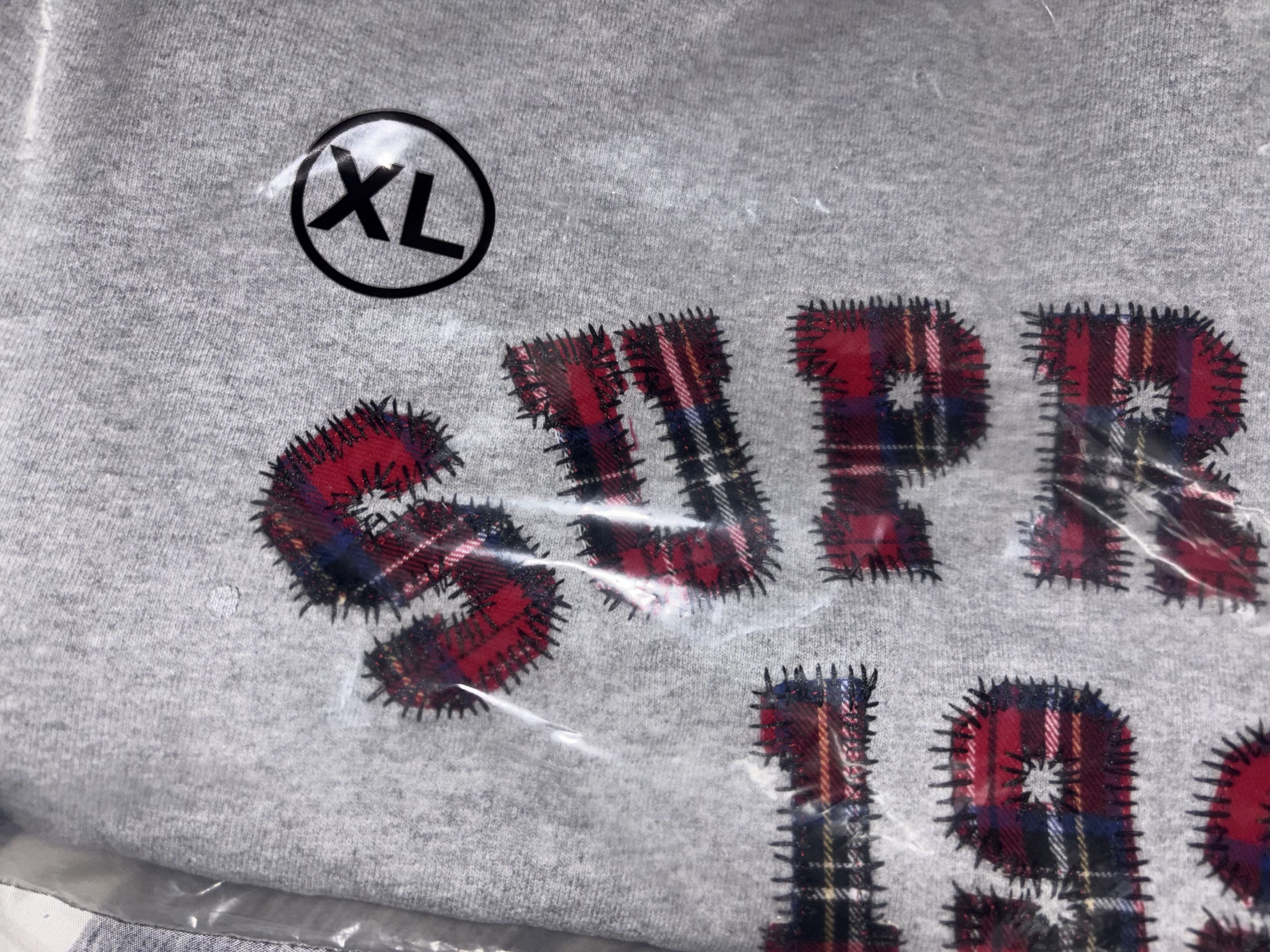 Supreme (SS26) Week 5 | Plaid Arch Crewneck Size US XL / EU 56 / 4 - 4 Thumbnail