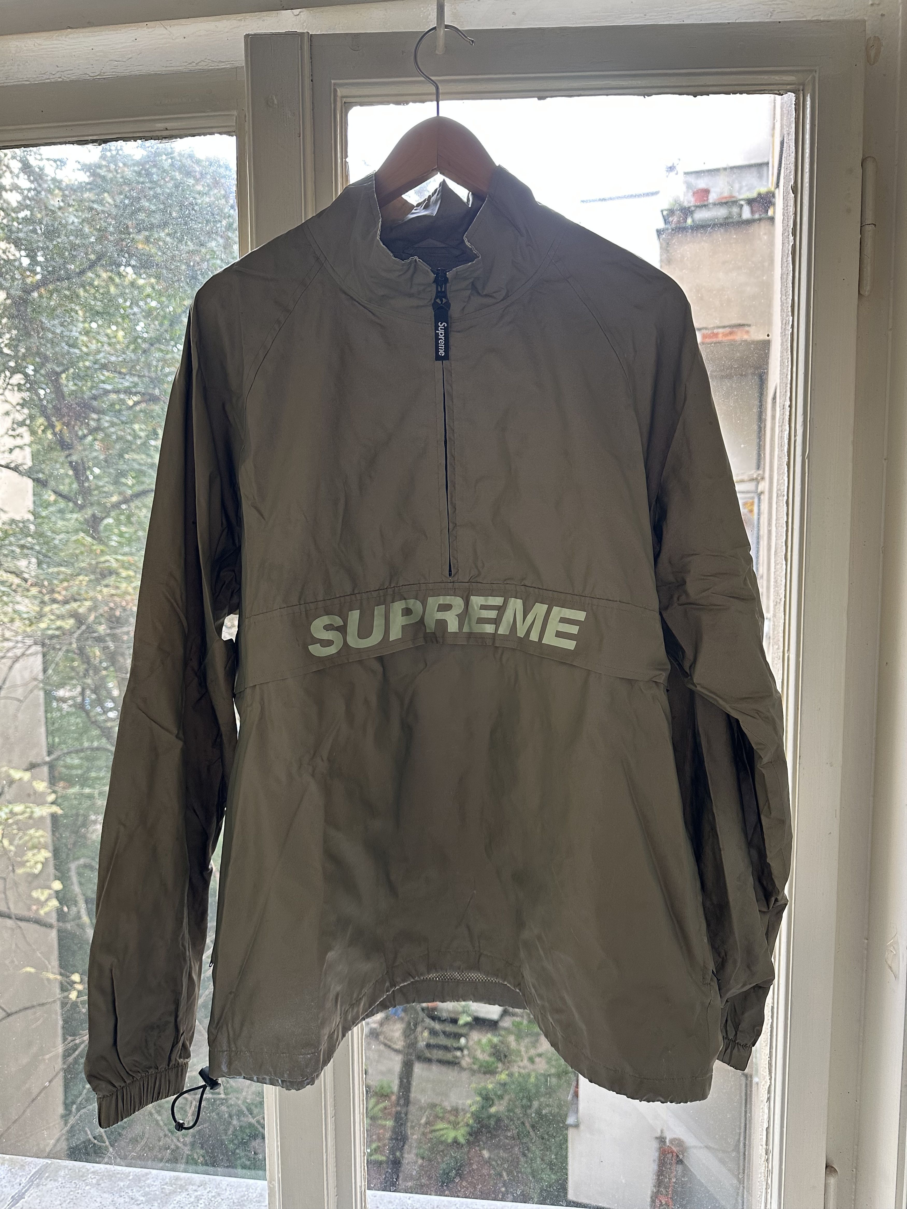 Supreme Supreme Reflective Half Zip Pullover Jacket Gold SS17 Size US L / EU 52-54 / 3 - 2 Thumbnail