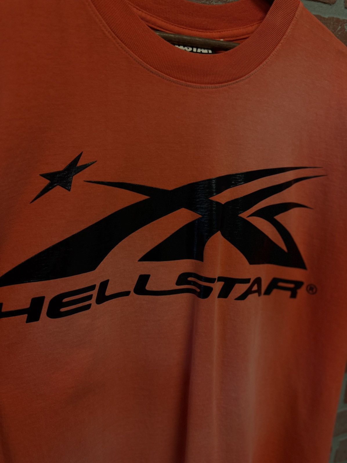 HELLSTAR Hellstar RED Logo Tee Shirt 100% Authentic Size 3XL Size US XXL / EU 58 / 5 - 4 Thumbnail