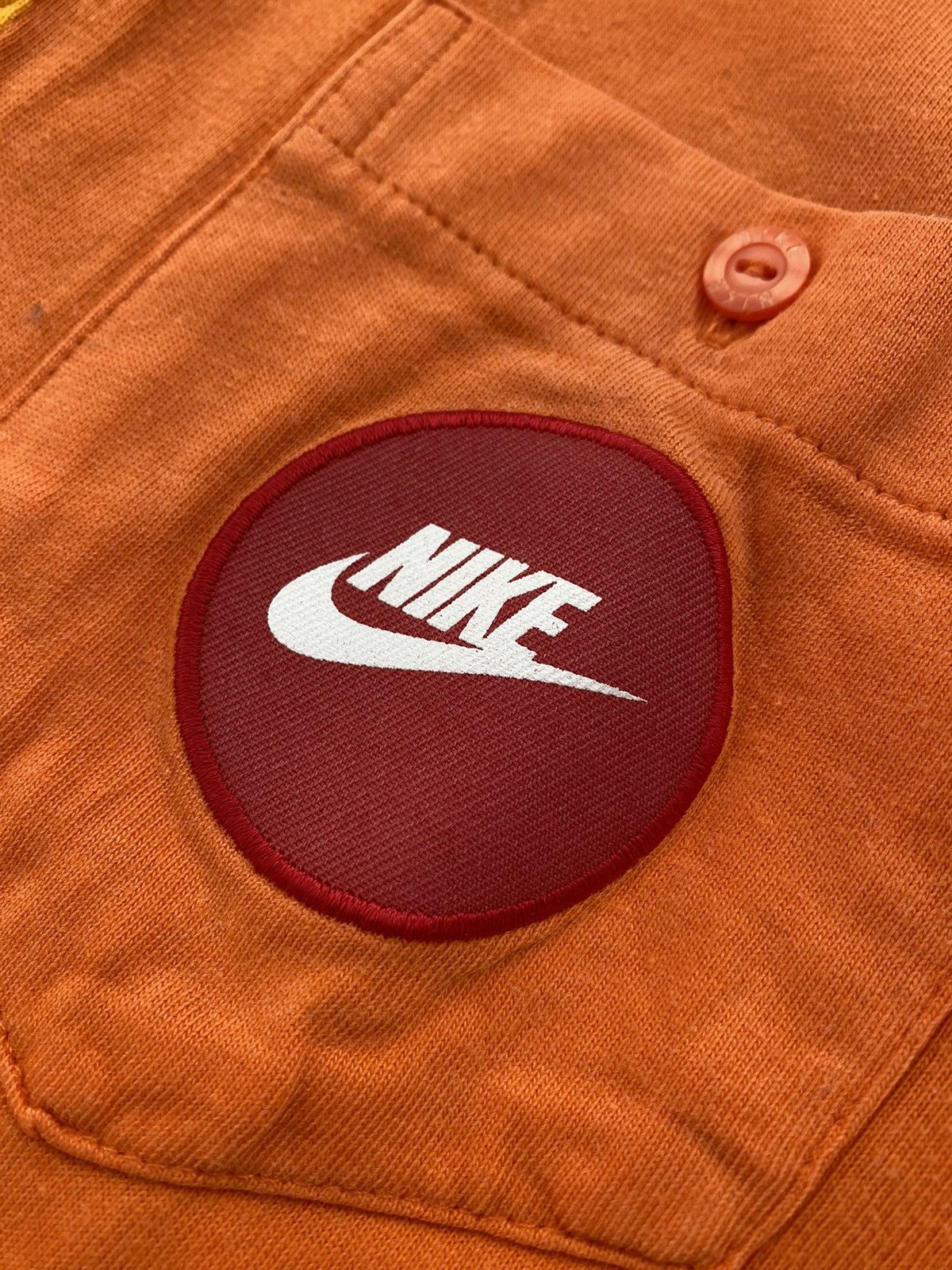 Nike Vintage Y2K Nike Big Logo “ESCAPE THE CITY” Orange Polo Size US L / EU 52-54 / 3 - 9 Thumbnail