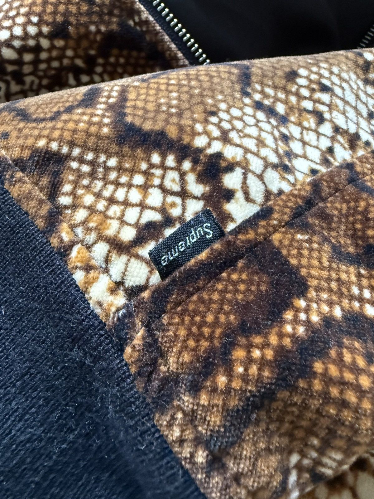 Supreme Supreme Velvet Hooded Bomber FW14 Large Size US L / EU 52-54 / 3 - 9 Thumbnail
