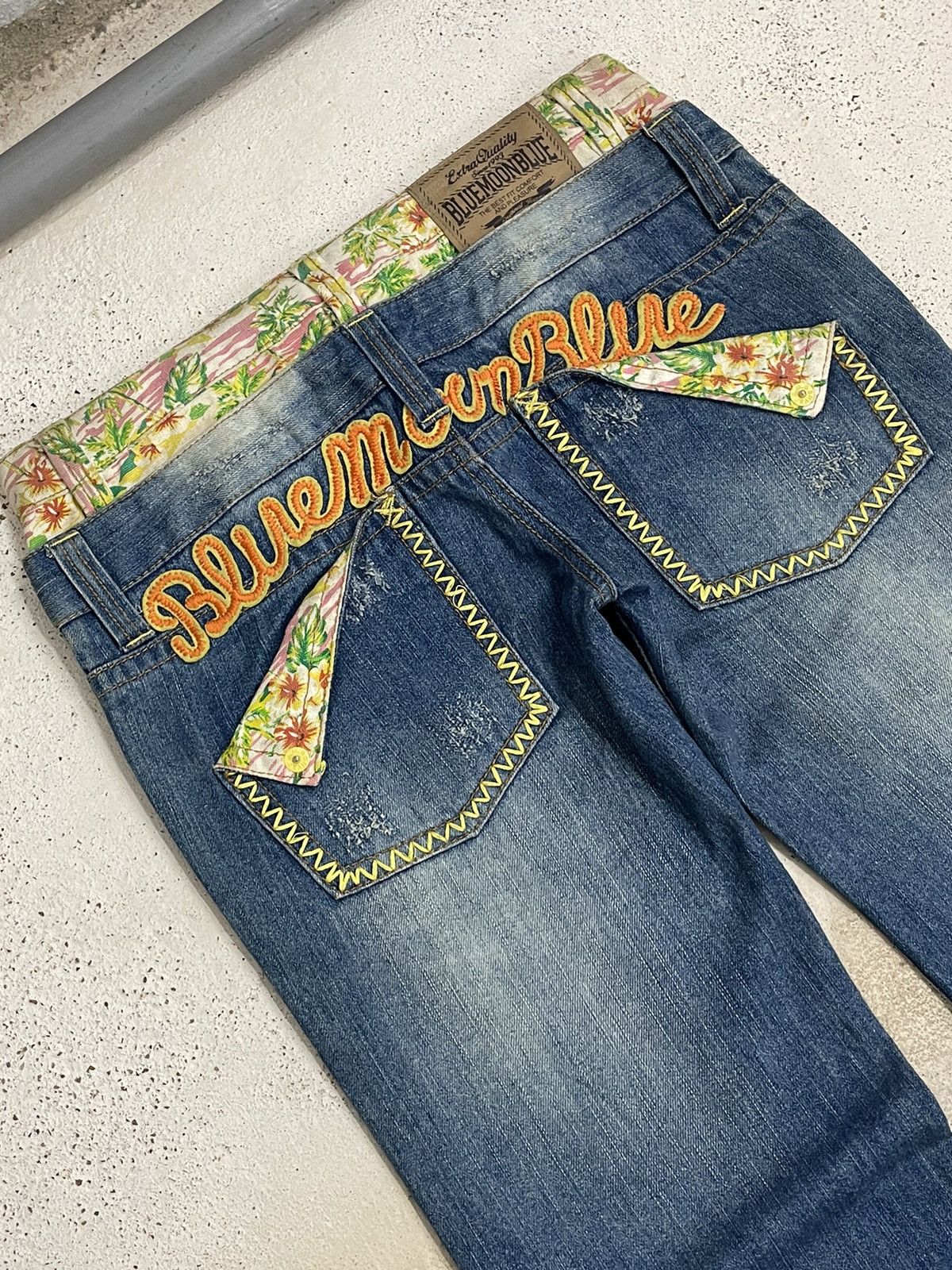 Blue Blue Japan Double Waist Moon Blue Floral Hawai Distress Hard Stiching Size US 28 / EU 44 - 14 Thumbnail