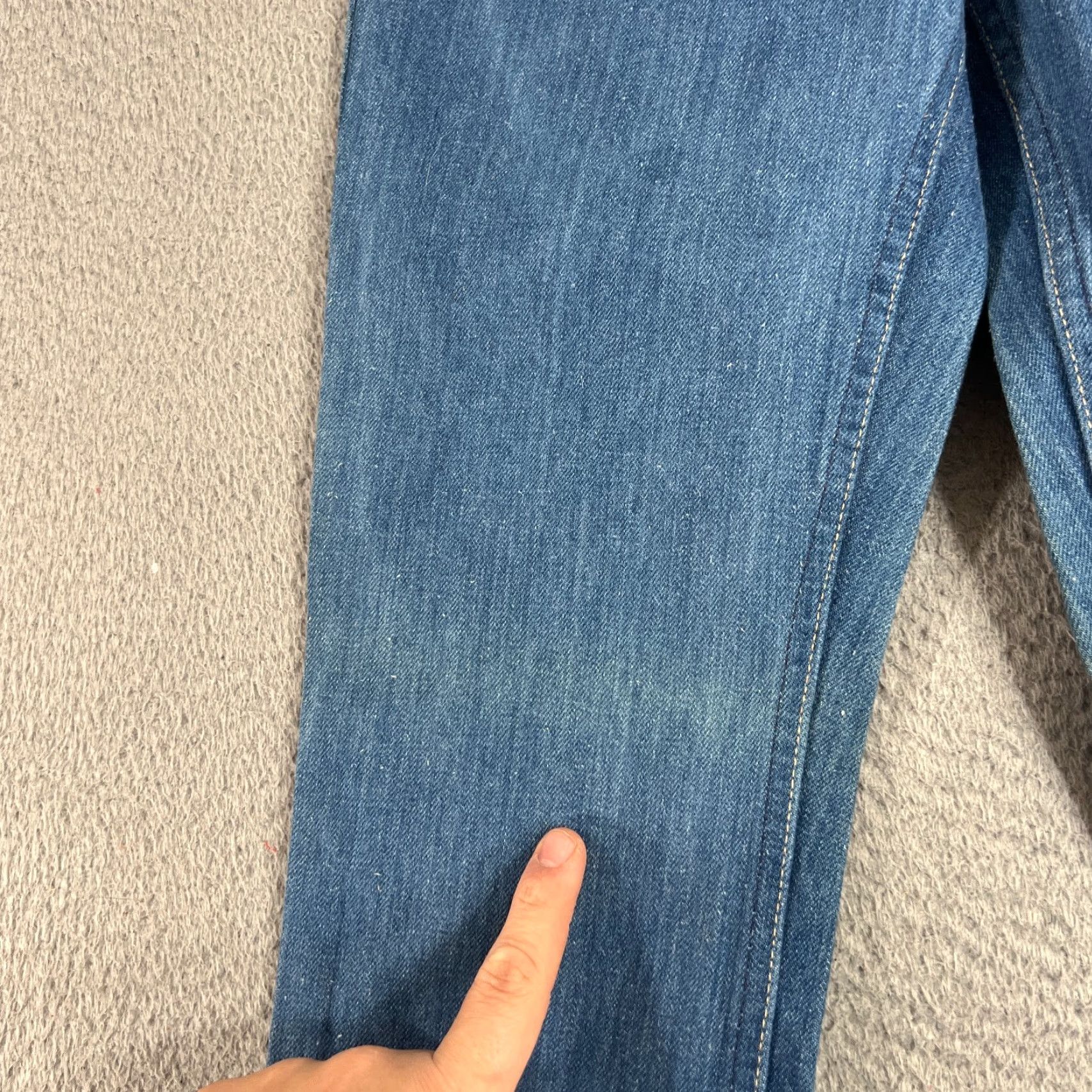 Levi's VINTAGE Levi's Jeans Flared Denim 28x34 Blue Bell Bottom 70s 80s Rock Hippie USA Mens Regular 5-Pocket Spring Summer Fall Winter Mid Rise Button Zip Size US 28 / EU 44 - 6 Thumbnail