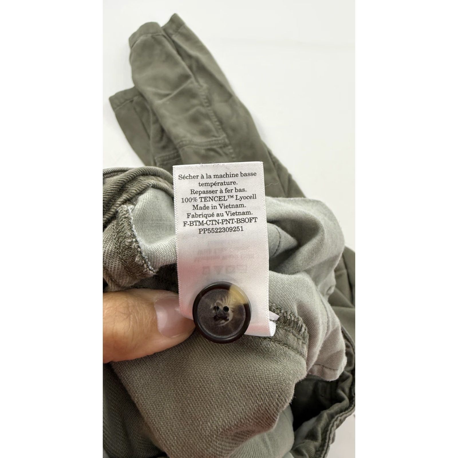 Everlane Everlane Pants Womens 2 Olive Green Tencel Lyocell Utility Soft Tapered Workwear Size 26" / US 2 / IT 38 - 6 Thumbnail