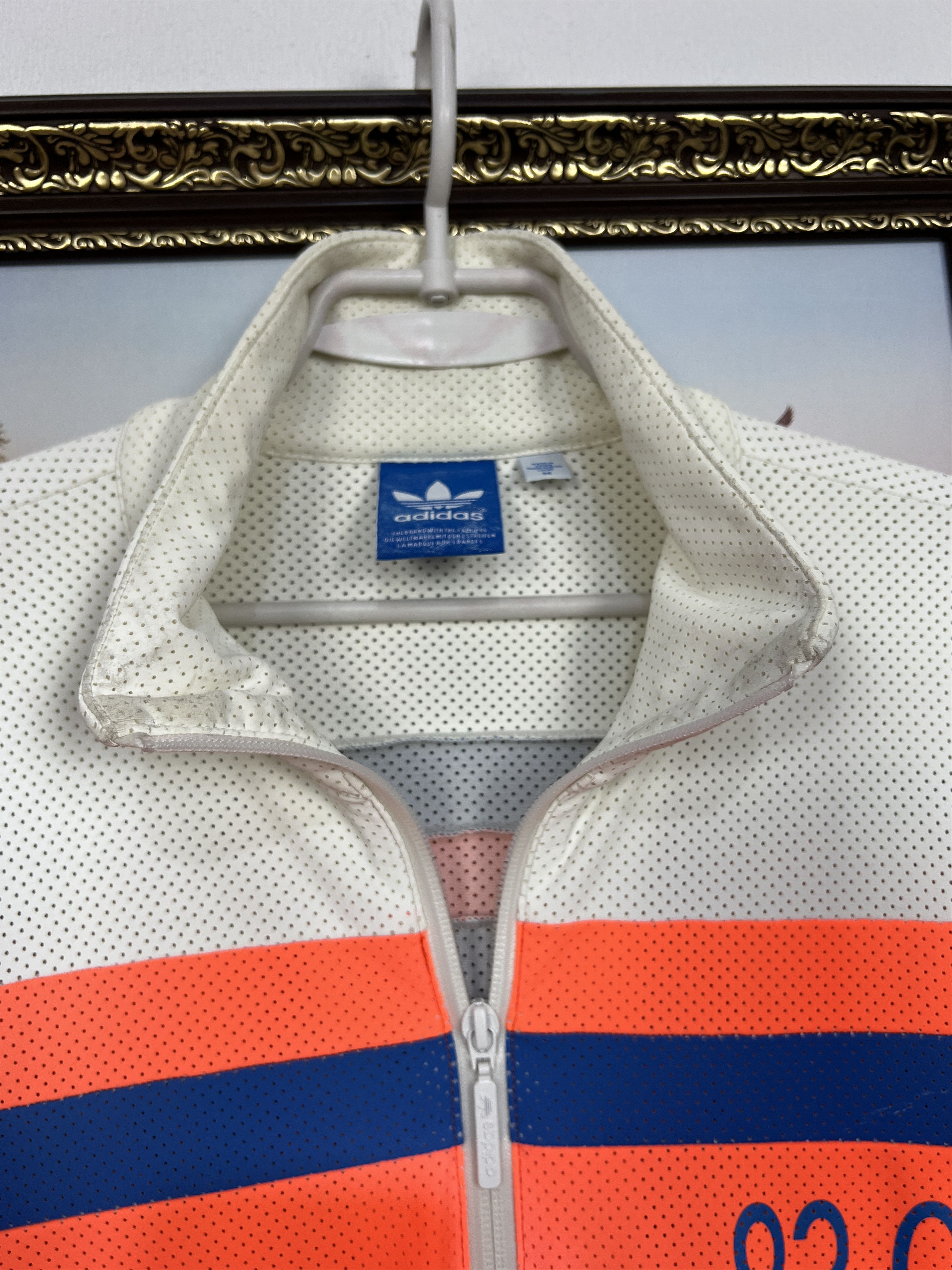 Adidas Adidas 83-C Jacket Outerwear White Red Track Top Zip Nylon Size US M / EU 48-50 / 2 - 15 Thumbnail