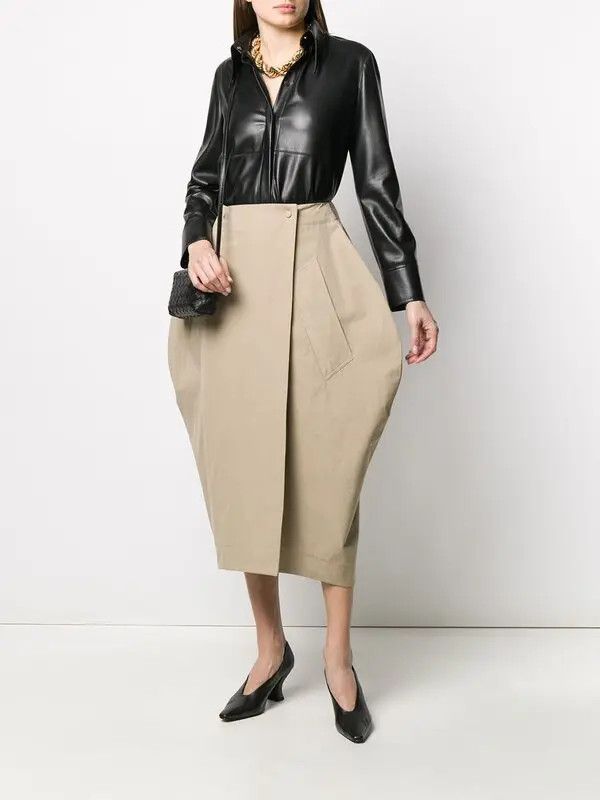 Bottega Veneta o1y0725 Midi Skirt in Sand Size 27" / US 4 / IT 40 - 5 Thumbnail