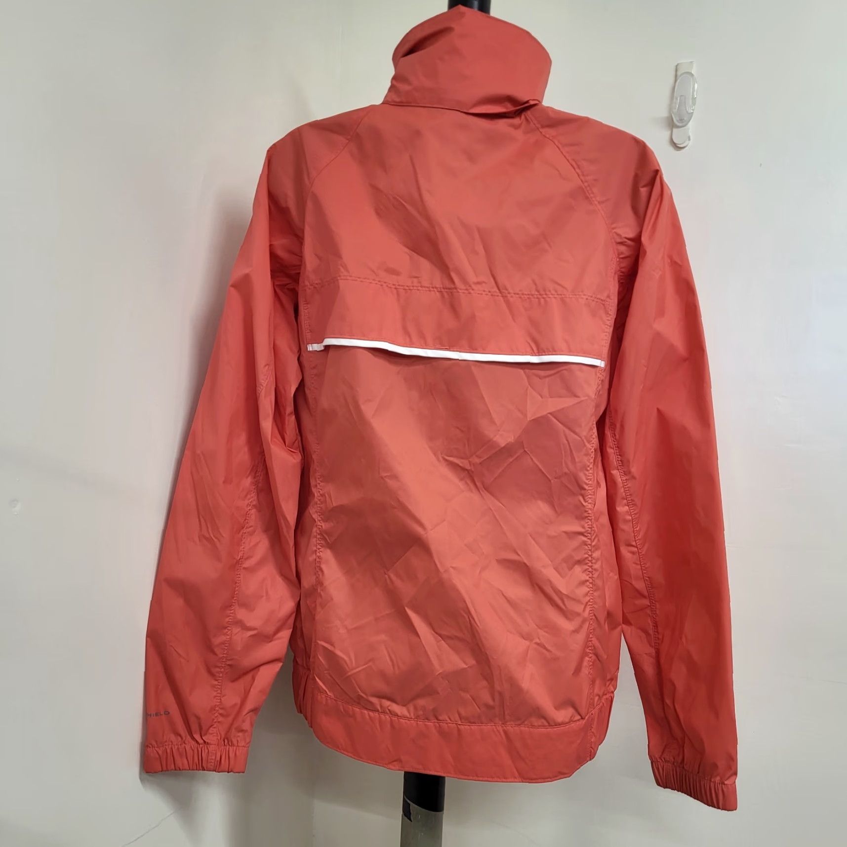 Rains Columbia Jacket Women's Small Coral Hooded Rain Suit Outdoor Hiking School Windbreaker Size S / US 4 / IT 40 - 4 Thumbnail