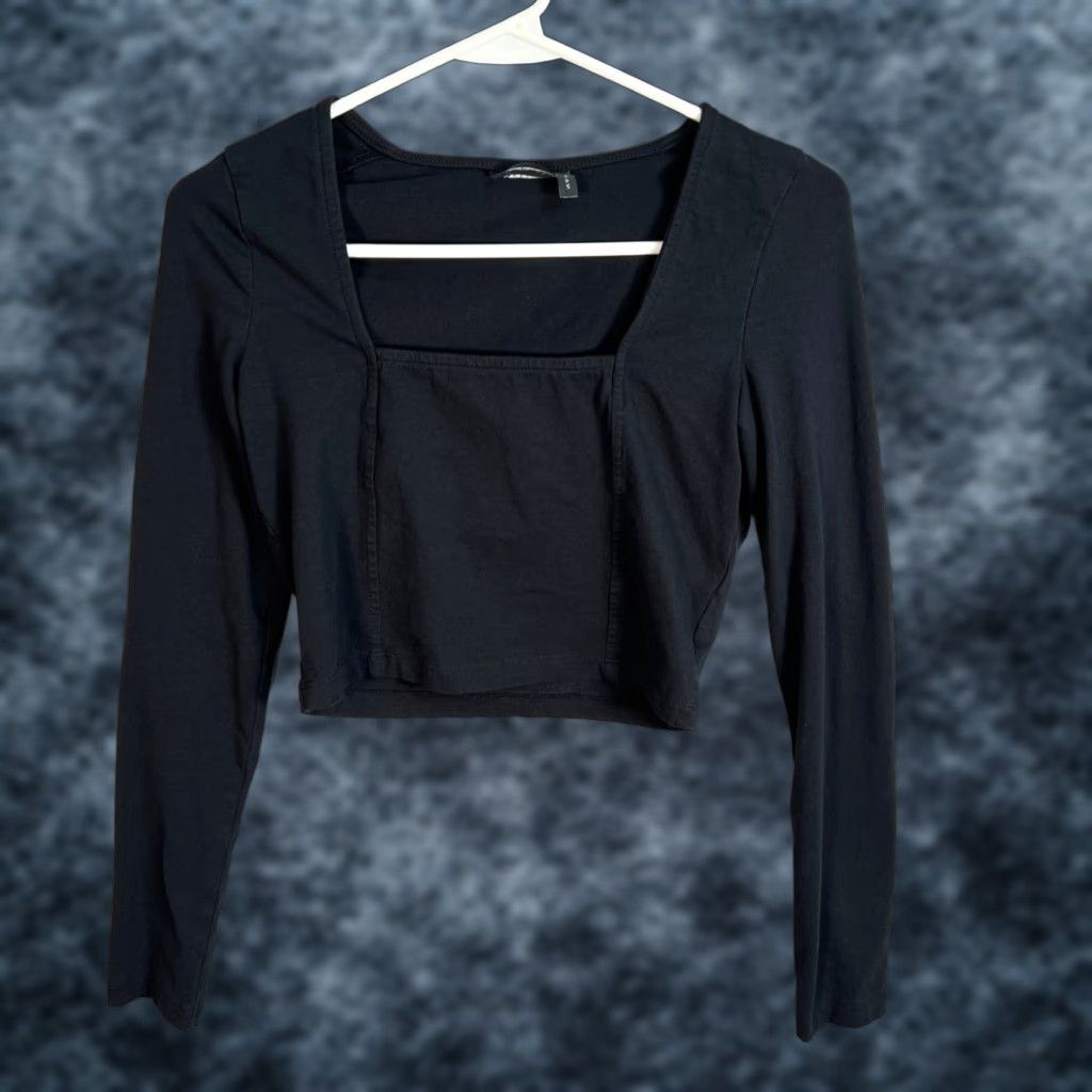Vintage VINTAGE ASOS Design Womens Black Long-Sleeve Cropped Top Shirt Adult Womens 6 Black Cropped 90s Designer Cotton Elastane Womens Size M / US 6-8 / IT 42-44 - 1 Thumbnail