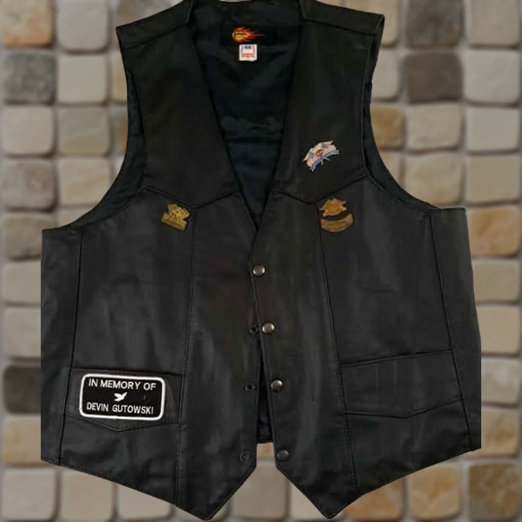 Vintage PNC Leathers Leather Vest 44 Black Biker USA Fallen Heroes Memorial Full Metal Button made Unisex Adults Size US S / EU 44-46 / 1 - 1 Thumbnail