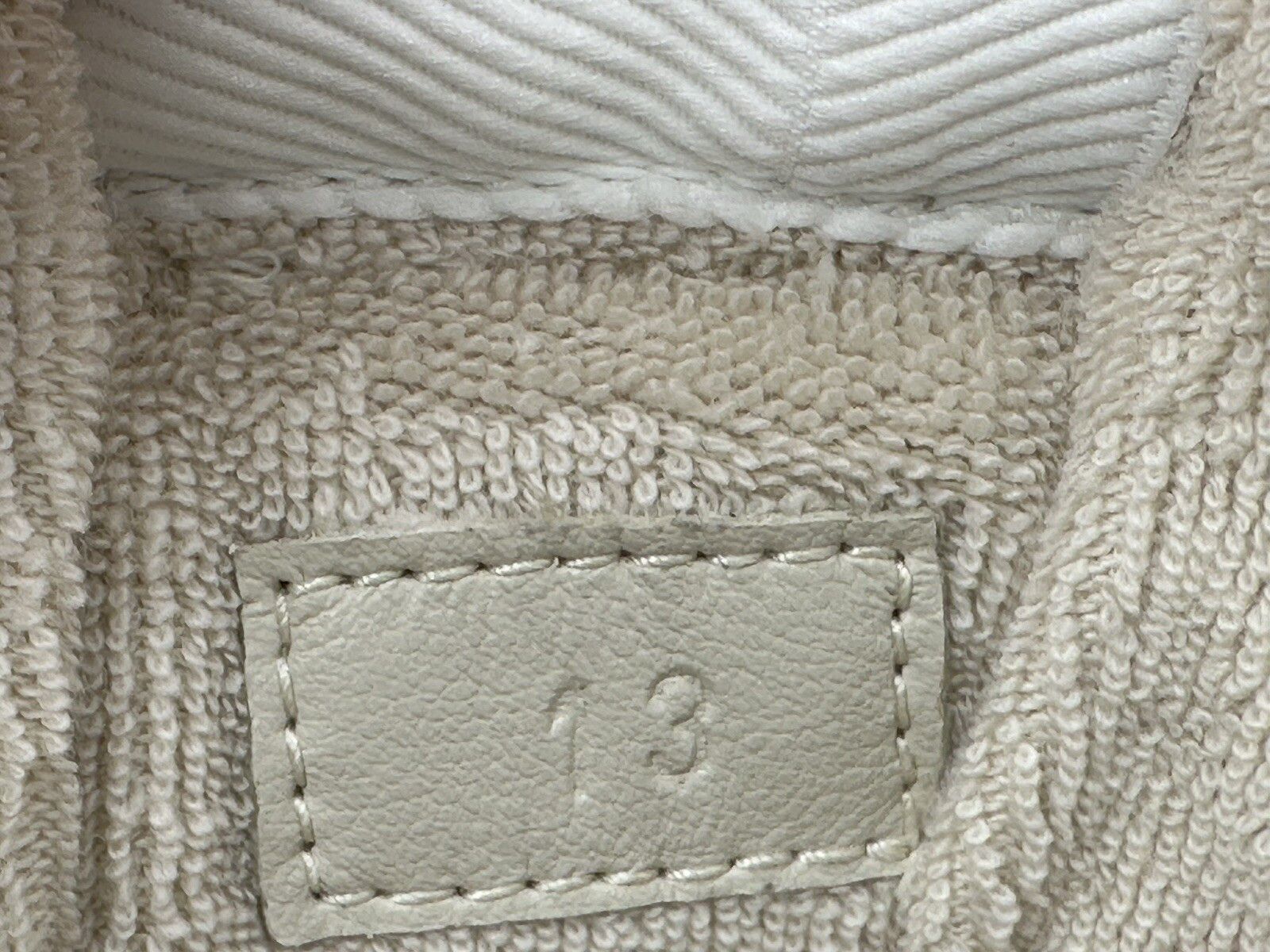 Gucci Size-UK-13/EU-47/US-14 New Gucci rhyton Men's Sneakers Size US 14 / EU 47 - 11 Thumbnail