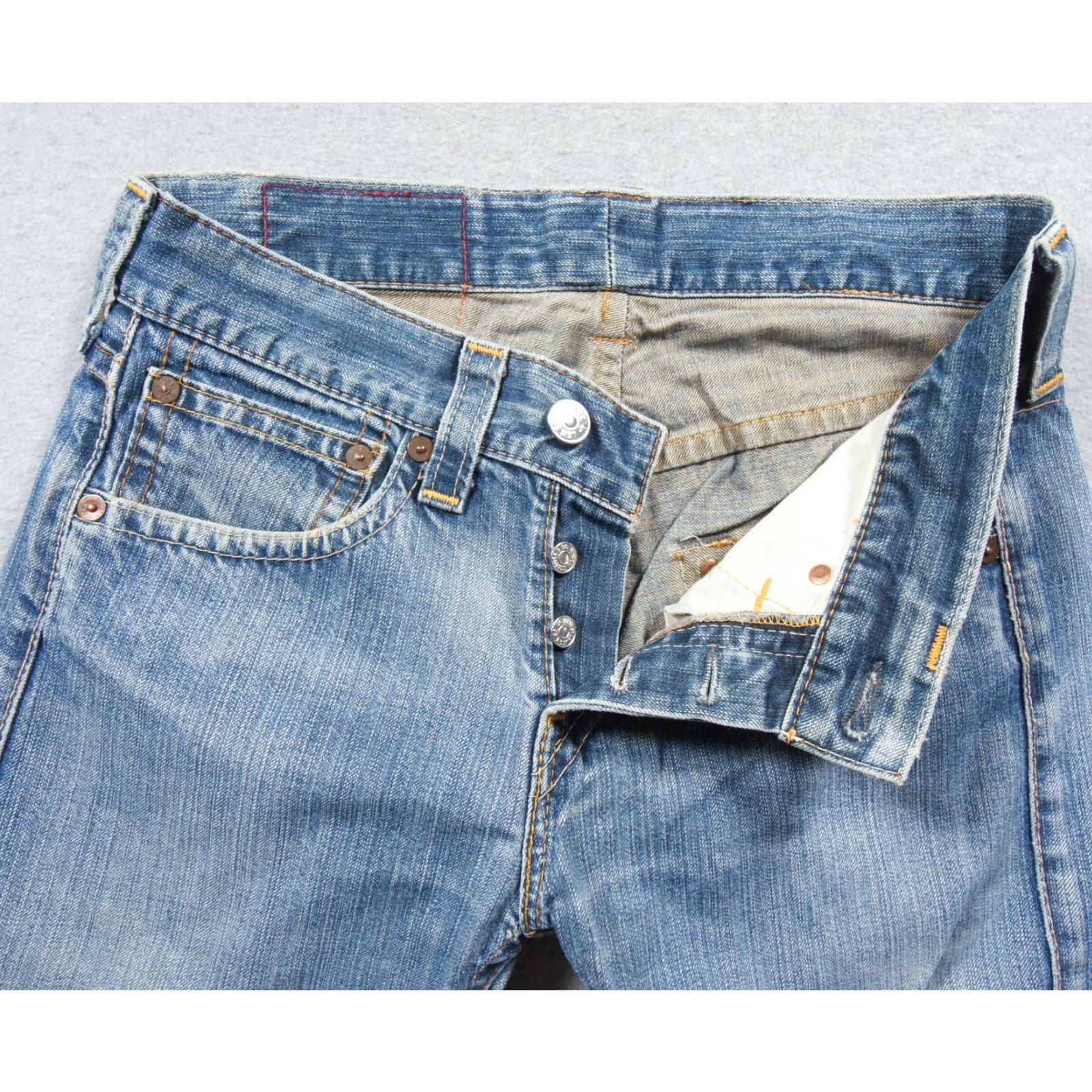 Levi's VINTAGE Levi's Jeans 32x34 Blue Denim Pants Straight Regular Button Fly Casual Levi's 500 Series Mens 5-Pocket Design Denim Blue Straight Mens Size US 32 / EU 48 - 5 Thumbnail