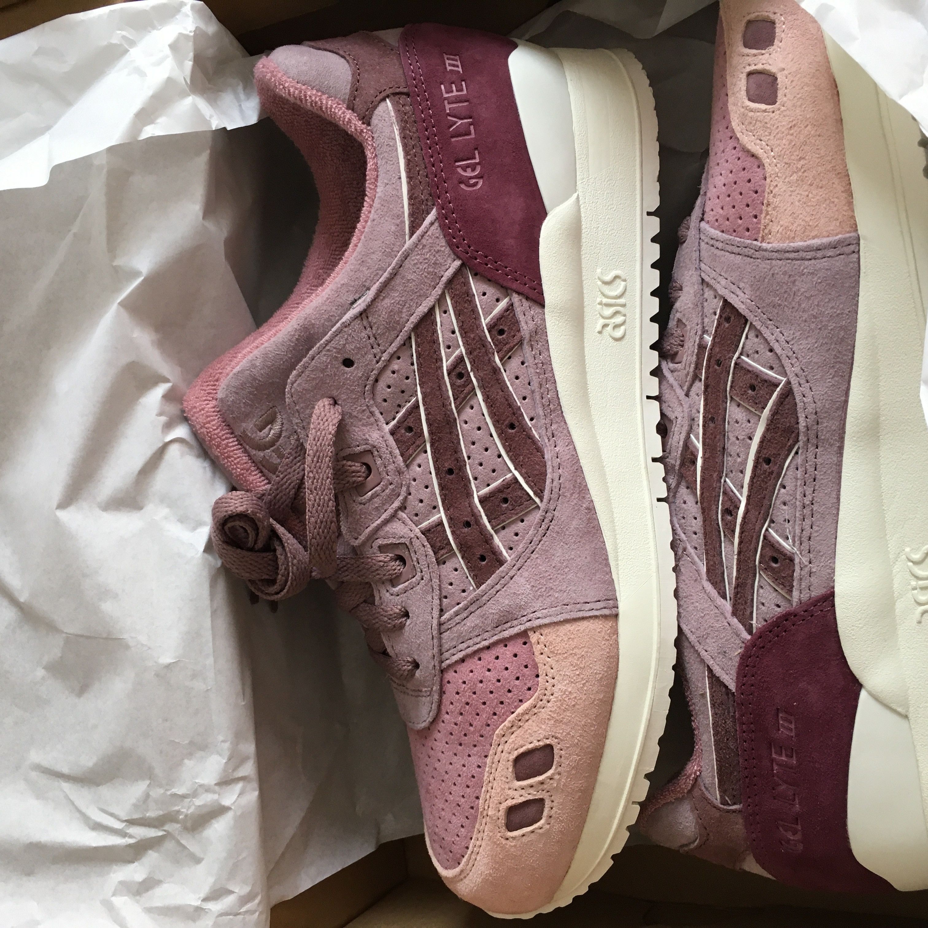 Asics × Kith × Ronnie Fieg GEL-Lyte III Remastered 07 Blush Size US 8.5 / EU 41-42 - 11 Thumbnail