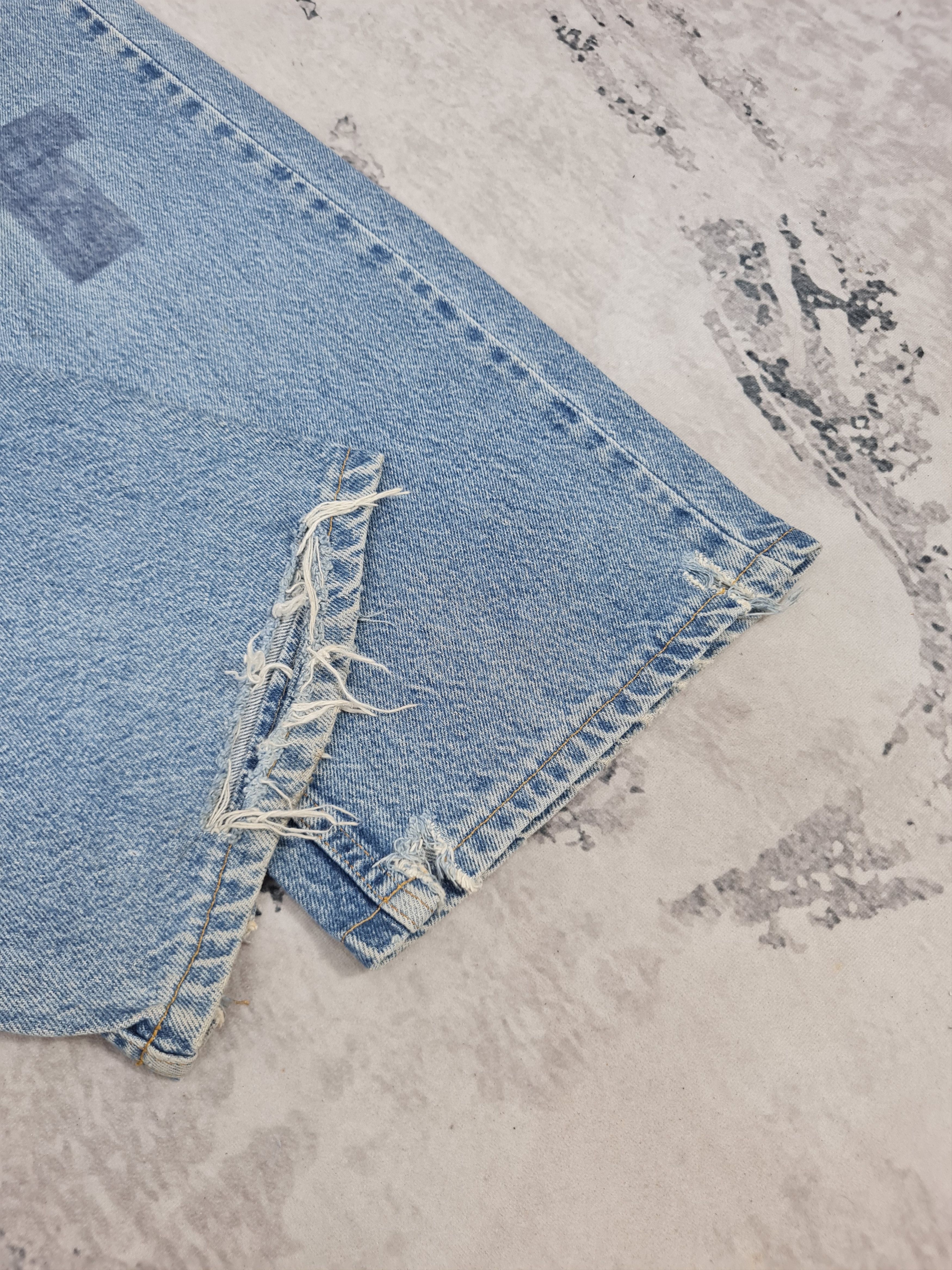 Levi's Vtg LEVIS 569 Straight Cut Ripped Cropped L0372 Size 34X26.5 Size US 34 / EU 50 - 8 Thumbnail