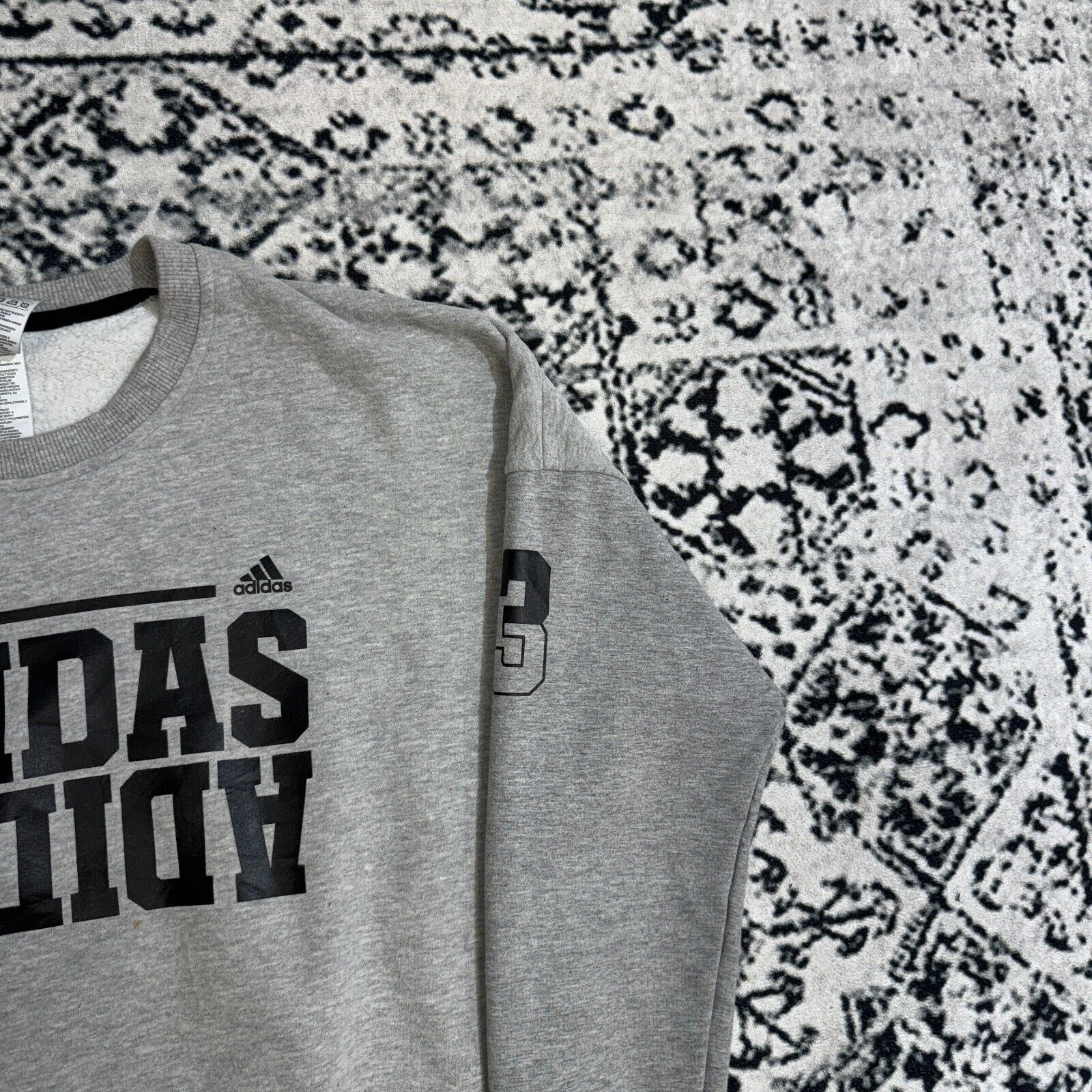 Adidas × Vintage Vintage Adidas Unisex Gray Cotton Crewneck Size S 90s Size US S / EU 44-46 / 1 - 5 Thumbnail