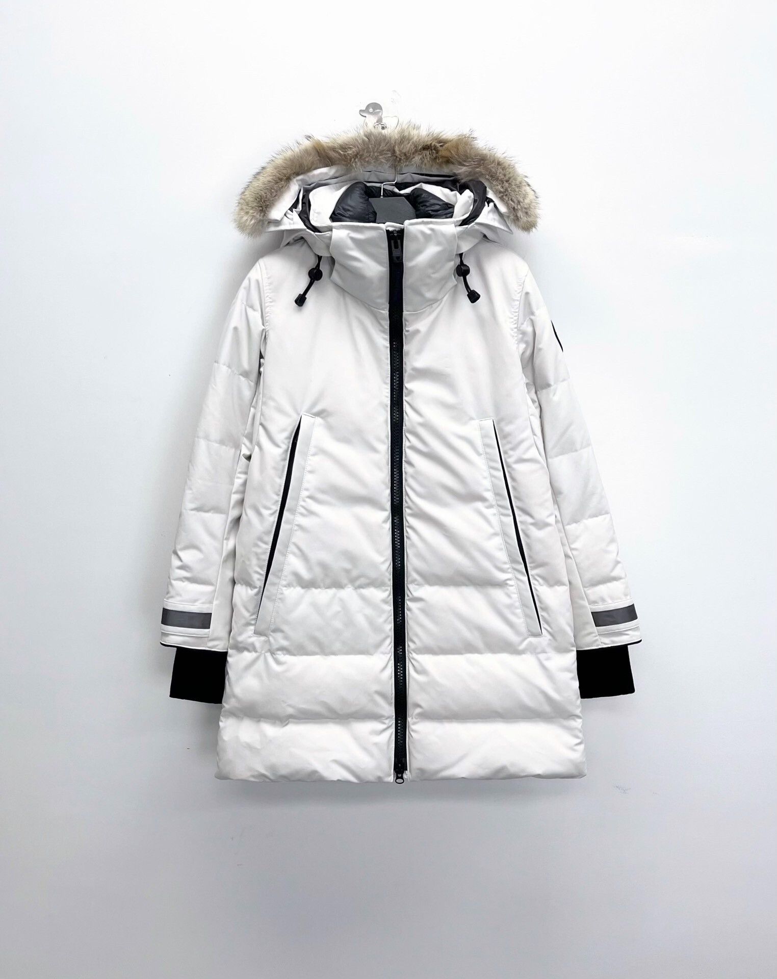 Canada Goose Canada Goose Ivory Parka Down Jacket Size US S / EU 44-46 / 1 - 1 Thumbnail