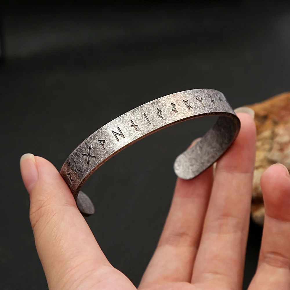 Vintage Viking Bracelet Size ONE SIZE - 1 Thumbnail