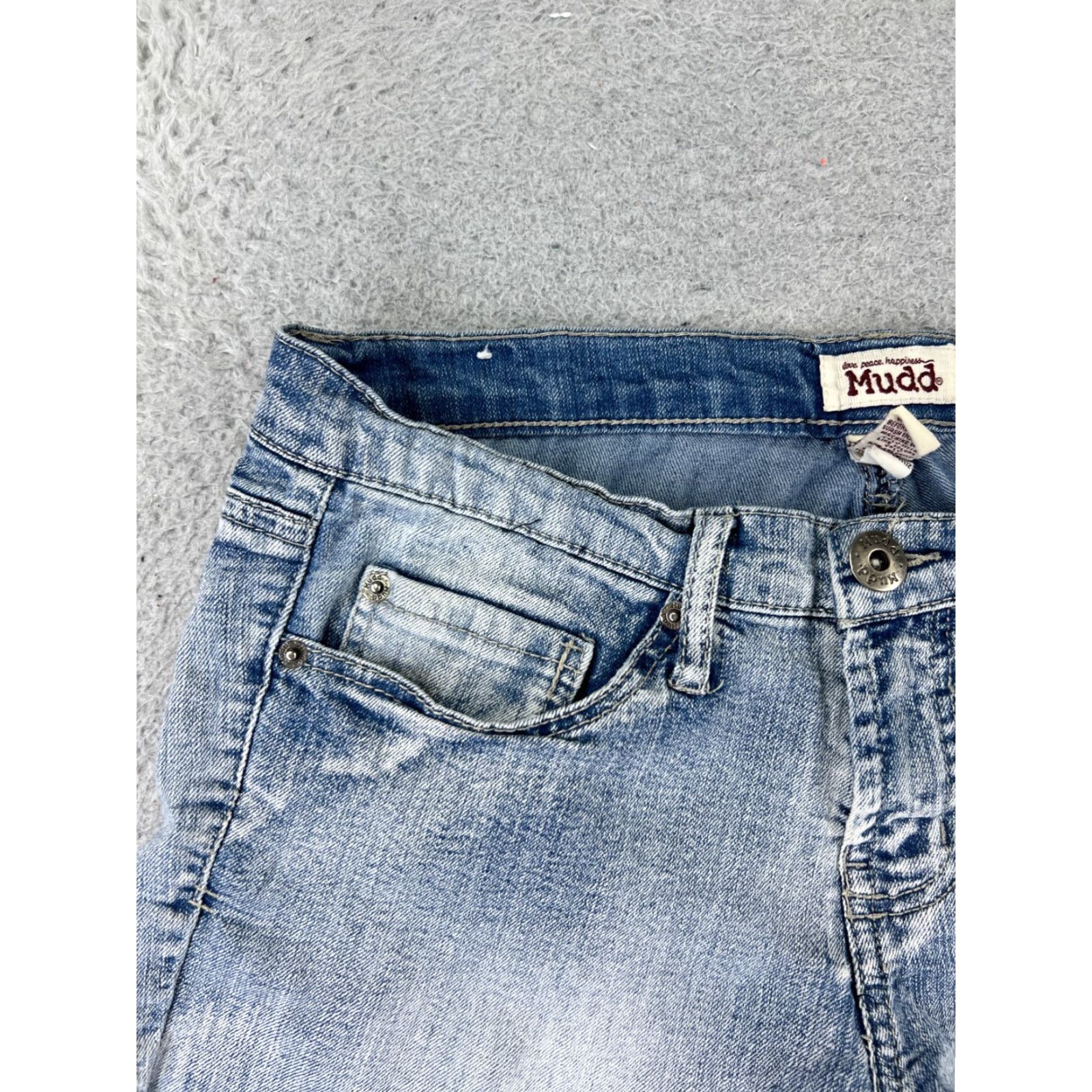 Denime Mudd Womens Blue Denim Cut-Off Shorts 28x4 Embroidered Floral 9 Distressed Cotton Casual Update Size 30" / US 8 / IT 44 - 4 Thumbnail