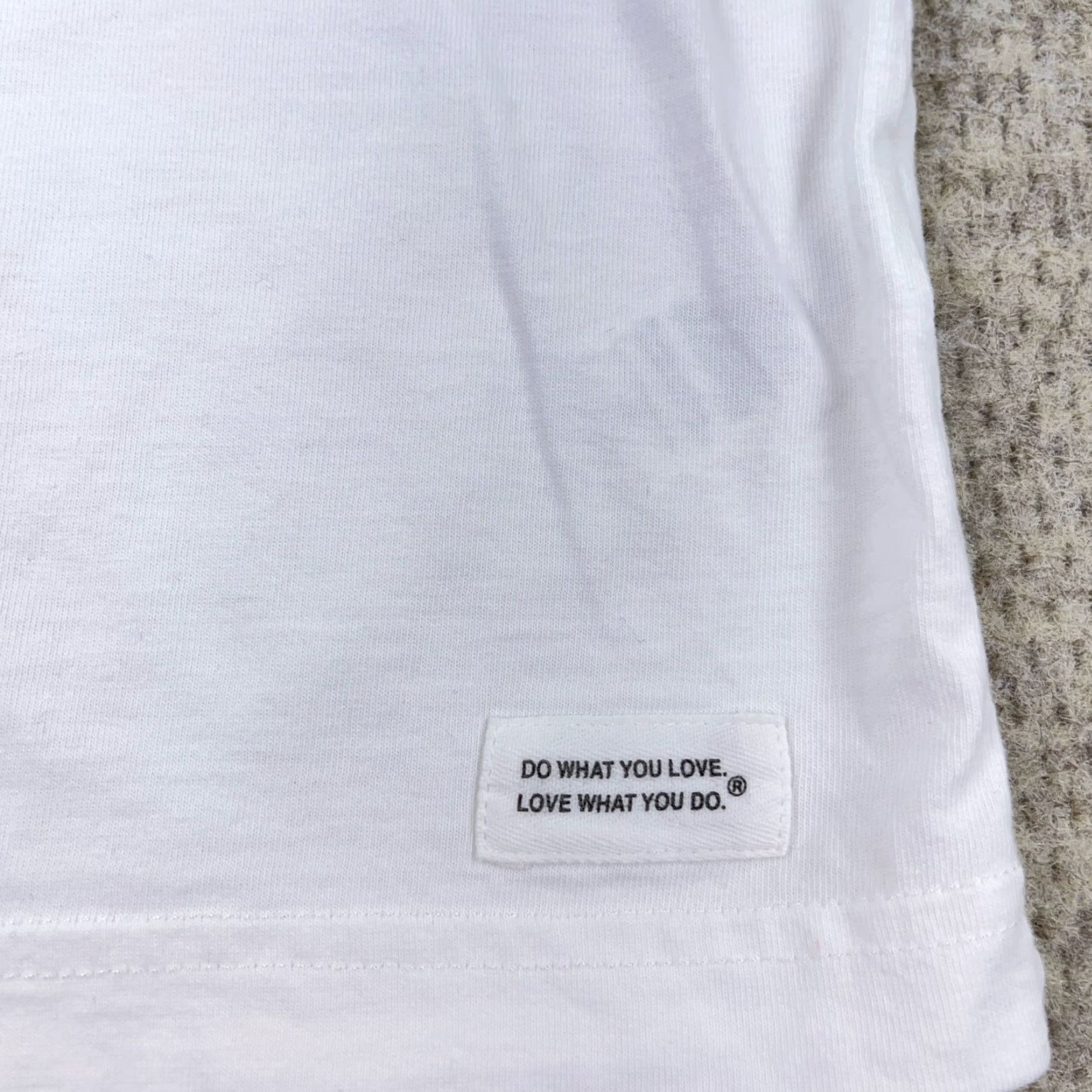 Life is Good Life is Good Shirt Men XL White Crusher Tee Classic Fit Beach Adult Mens Size US XL / EU 56 / 4 - 5 Thumbnail