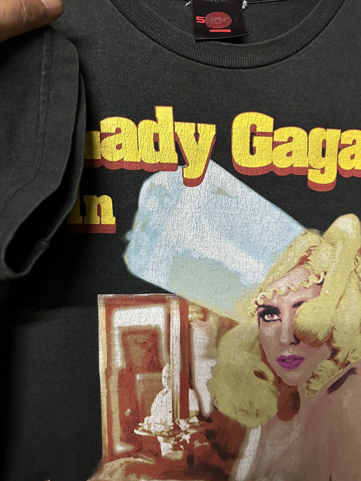 Band Tees × Rap Tees × Vintage Vintage Lady Gaga Telephone Tour Faded Tee Size US M / EU 48-50 / 2 - 8 Thumbnail