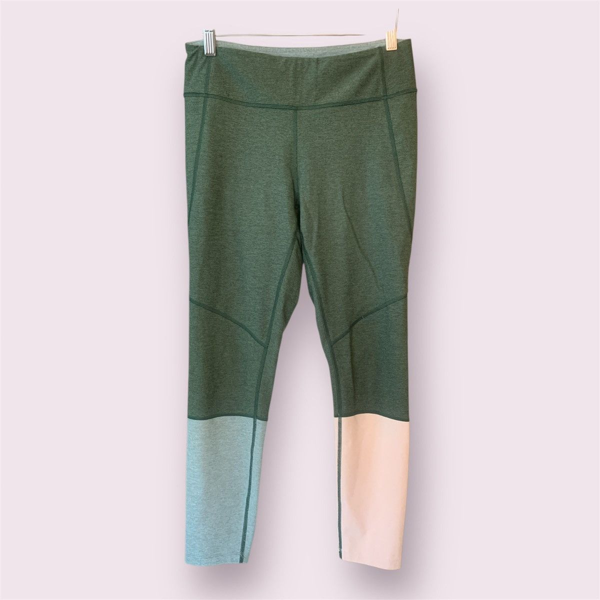 Outdoor Voices Color Block Leggings Size 28" / US 6 / IT 42 - 1 Thumbnail