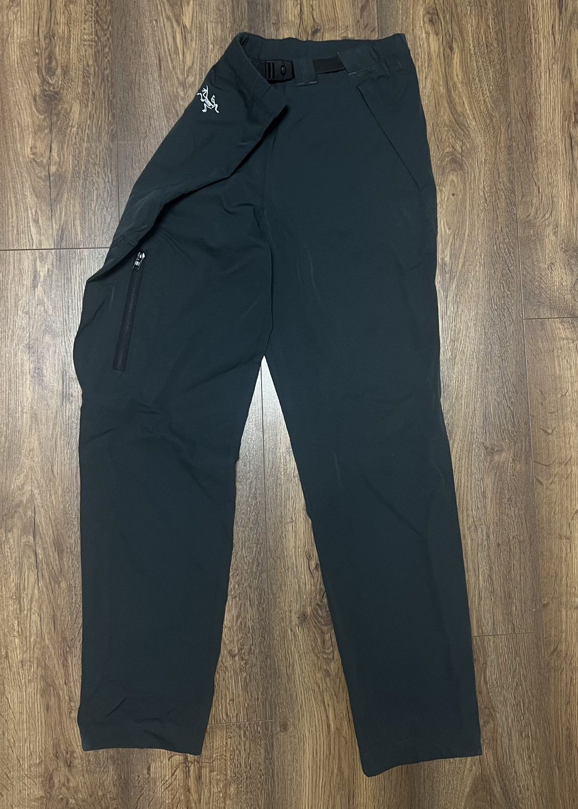 Arc'teryx Arc’teryx Nylon Pants Women's Size 28" / US 6 / IT 42 - 1 Thumbnail